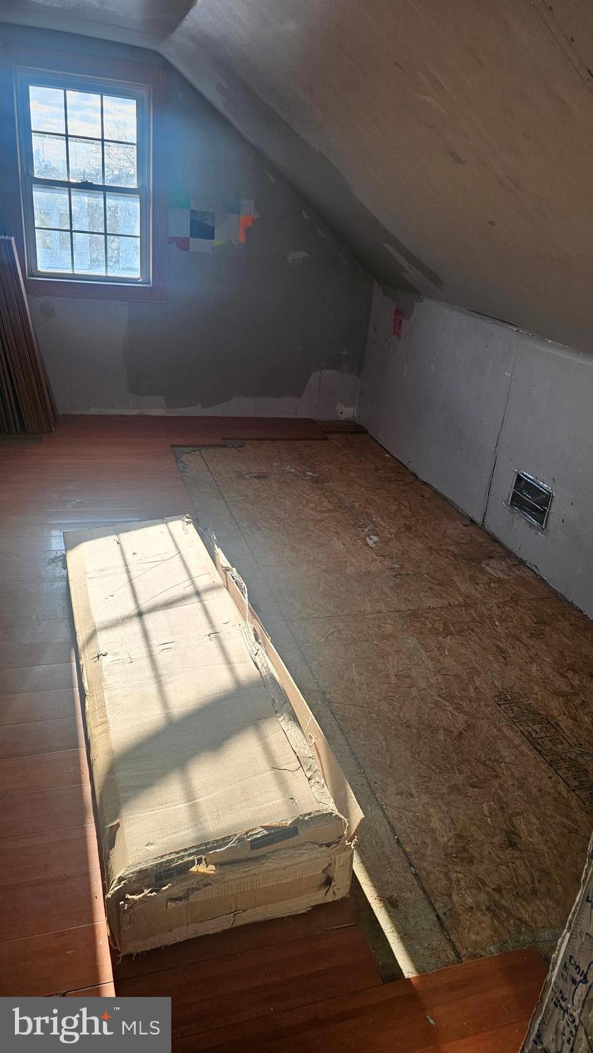 TACONY - Residential