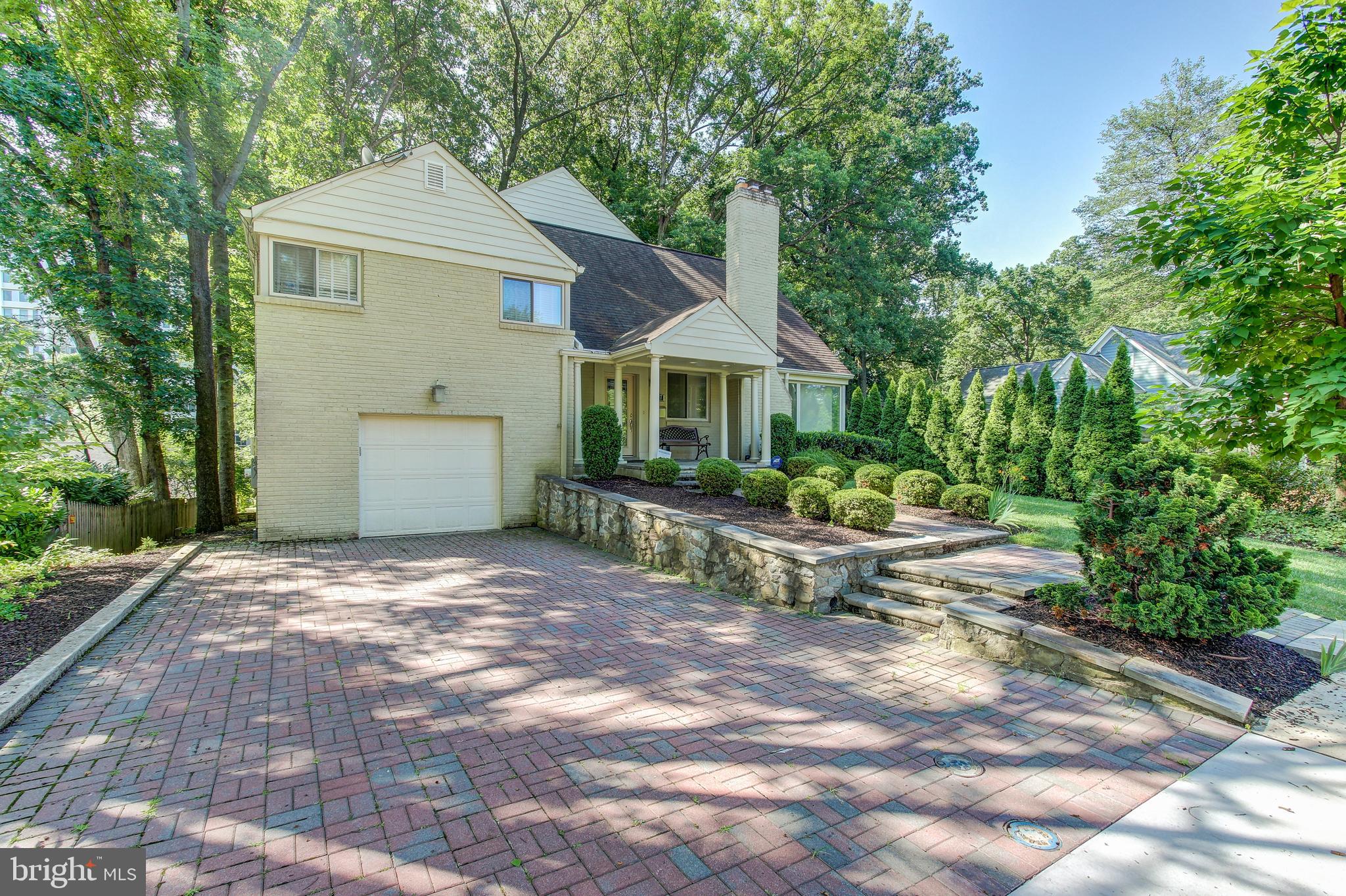 SOMERSET - Residential