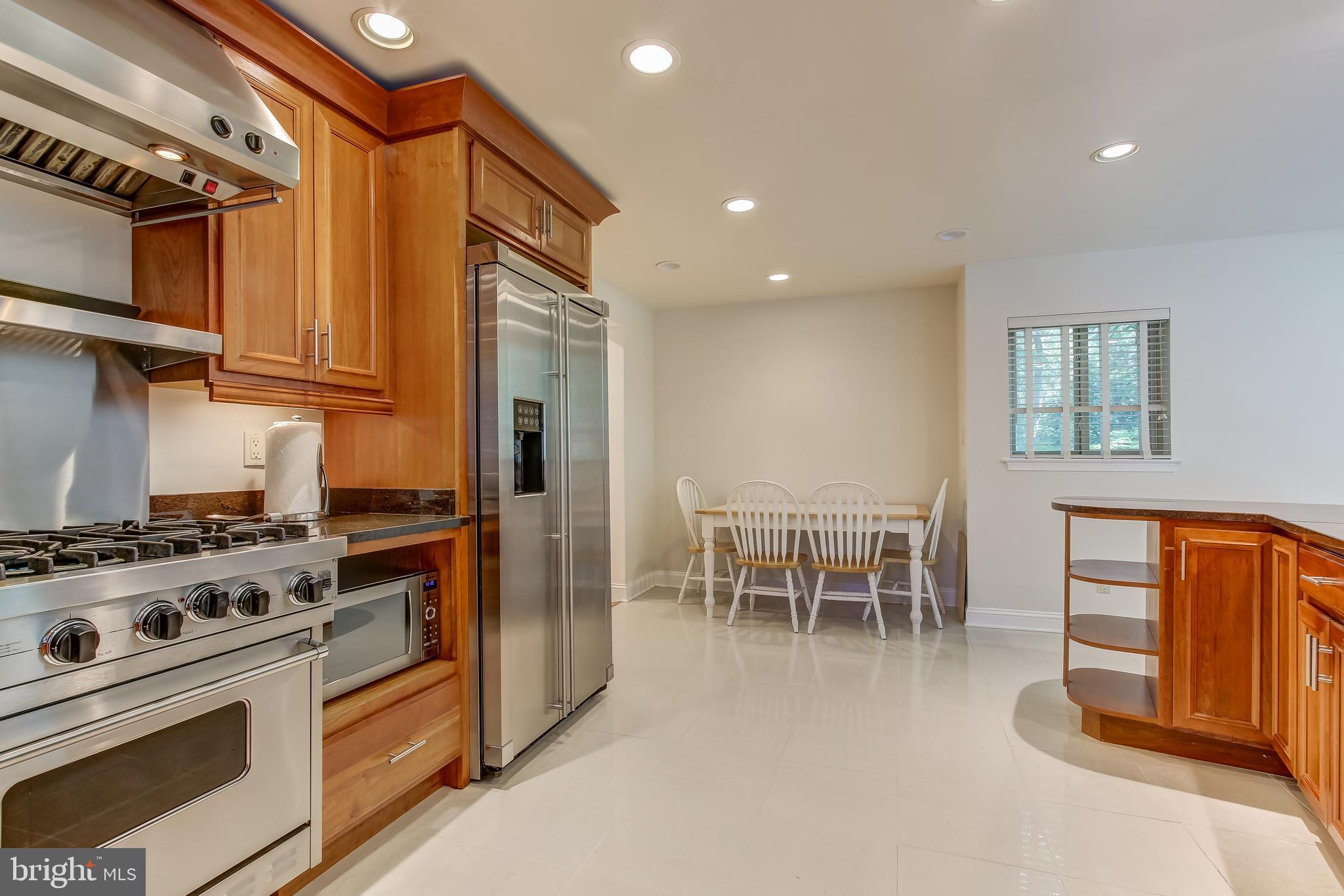 SOMERSET - Residential