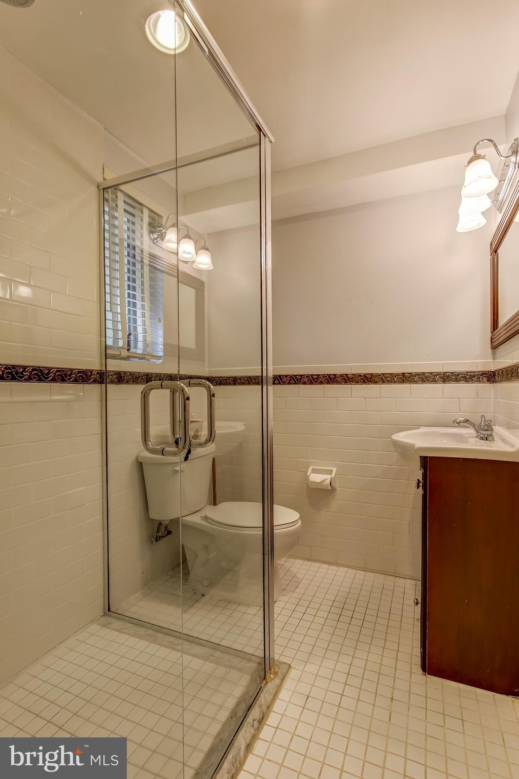 SOMERSET - Residential