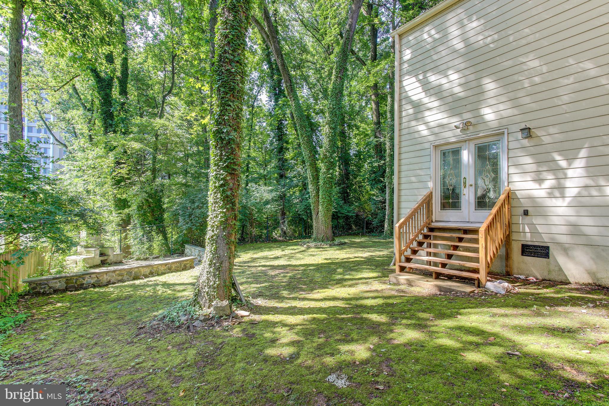 SOMERSET - Residential