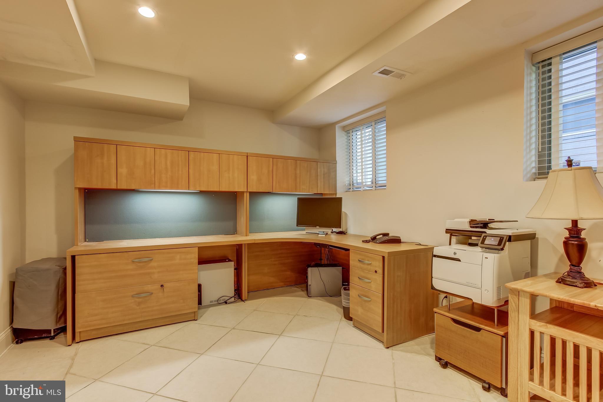 SOMERSET - Residential