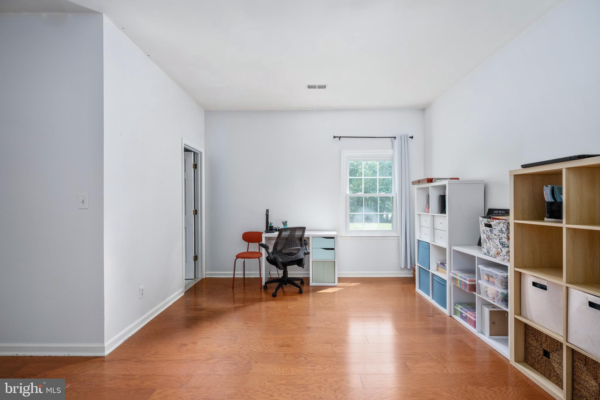 GRANTWOOD ACRES - Residential