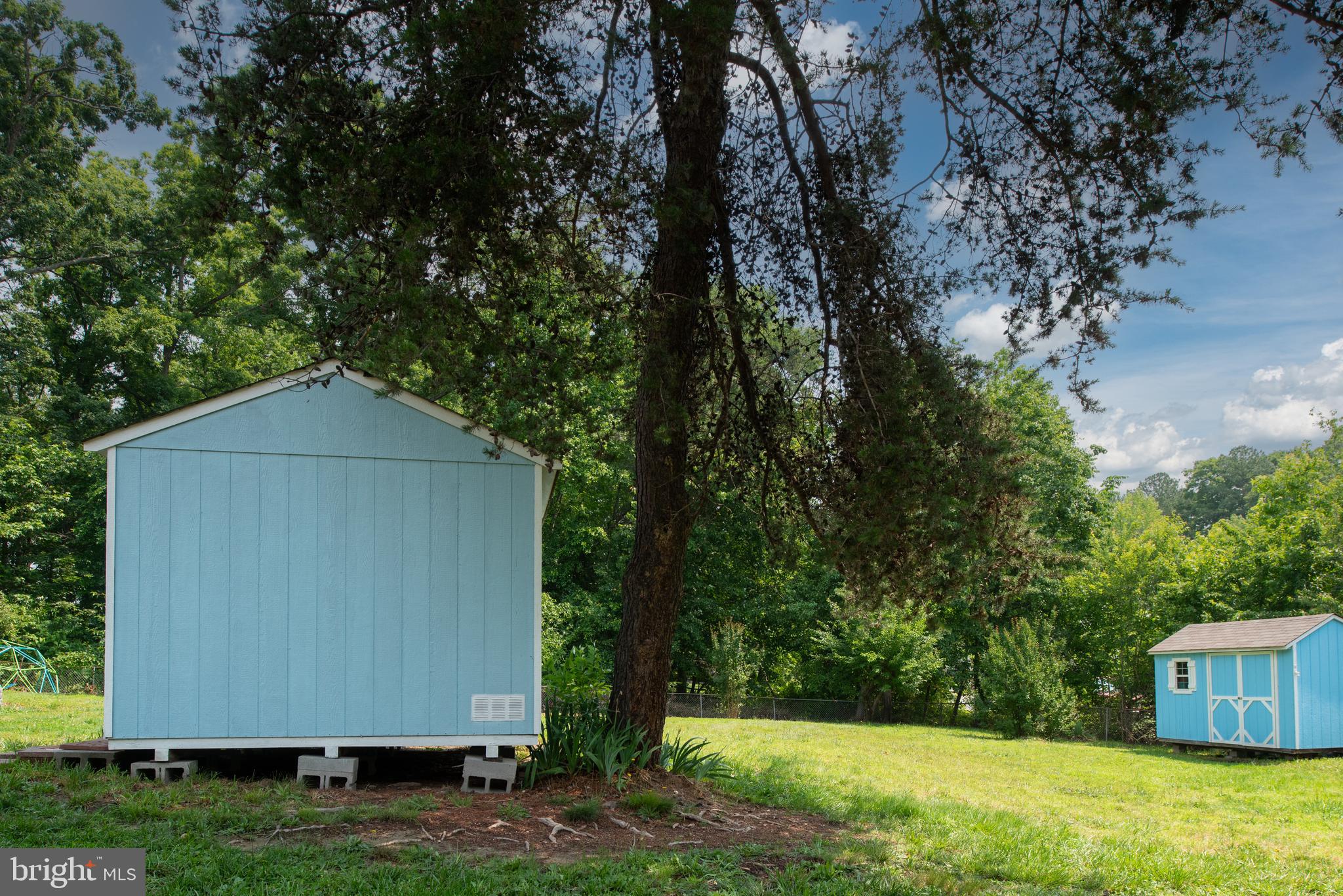 GRANTWOOD ACRES - Residential