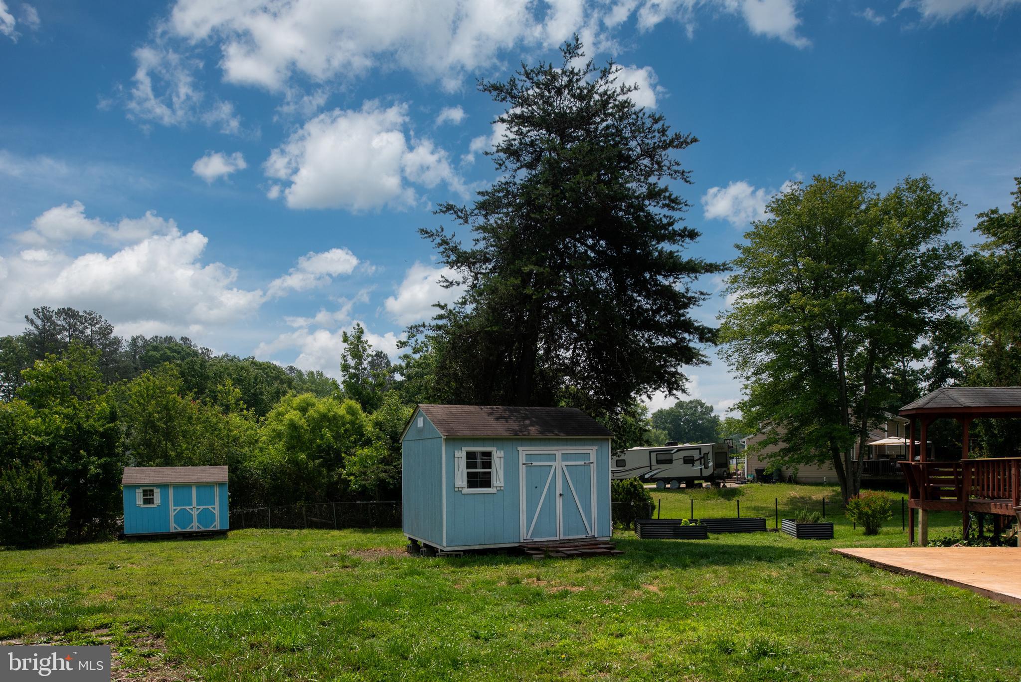 GRANTWOOD ACRES - Residential