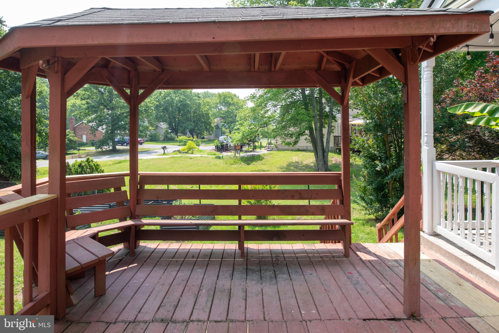 GRANTWOOD ACRES - Residential