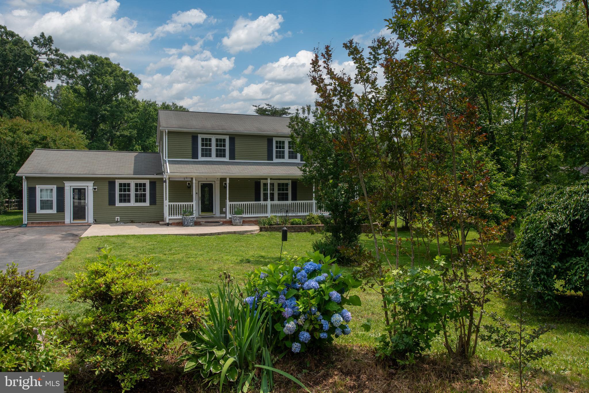 GRANTWOOD ACRES - Residential