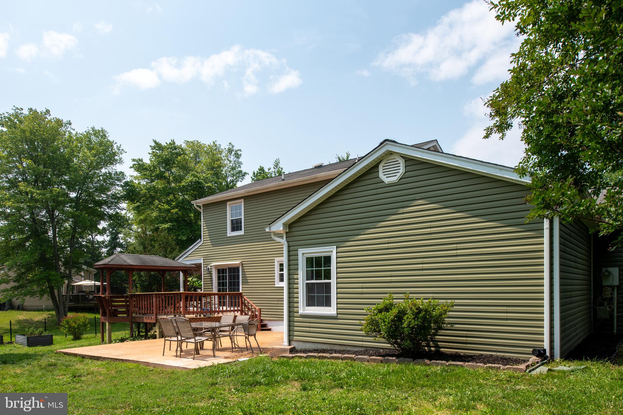 GRANTWOOD ACRES - Residential