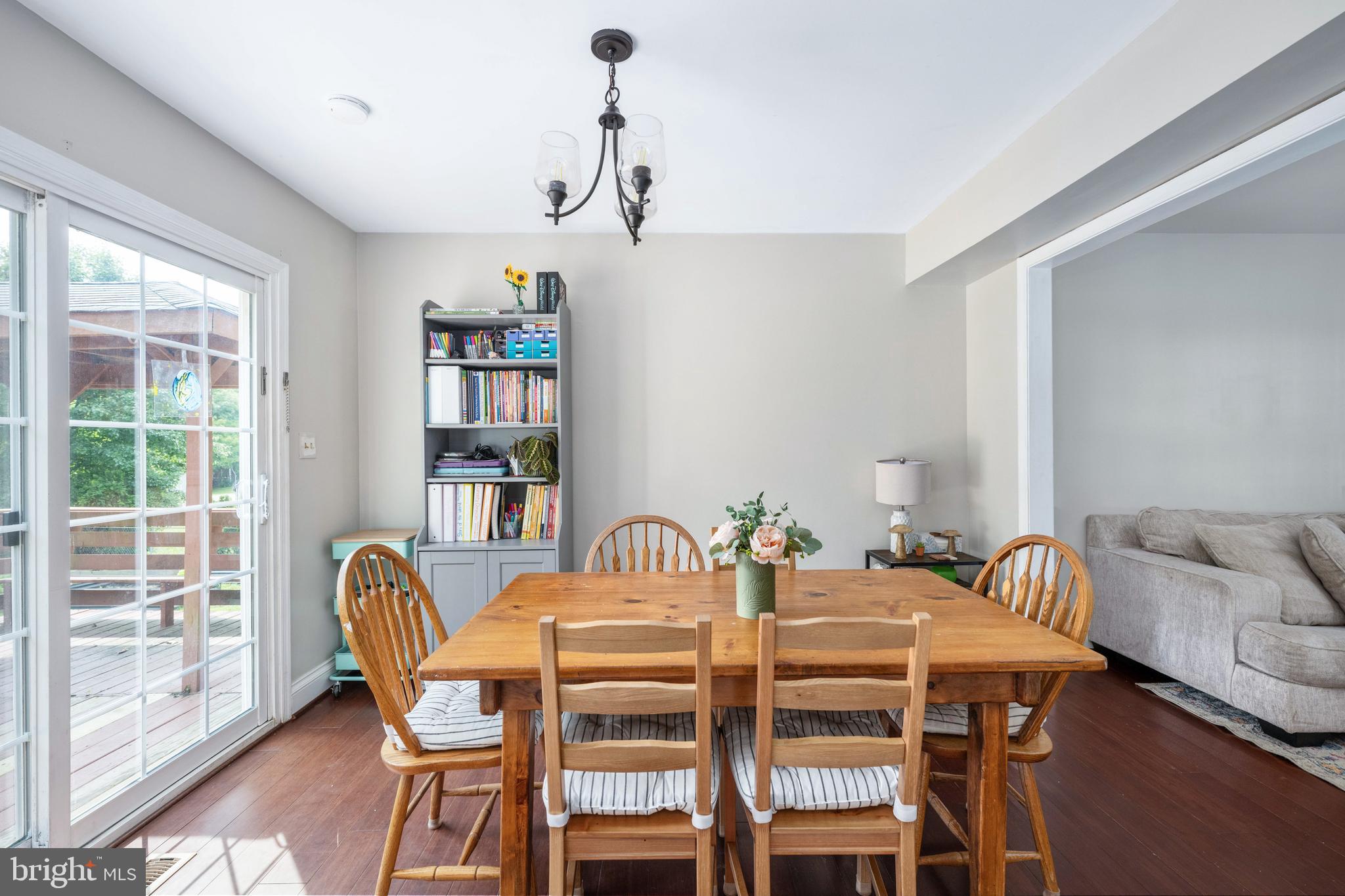 GRANTWOOD ACRES - Residential