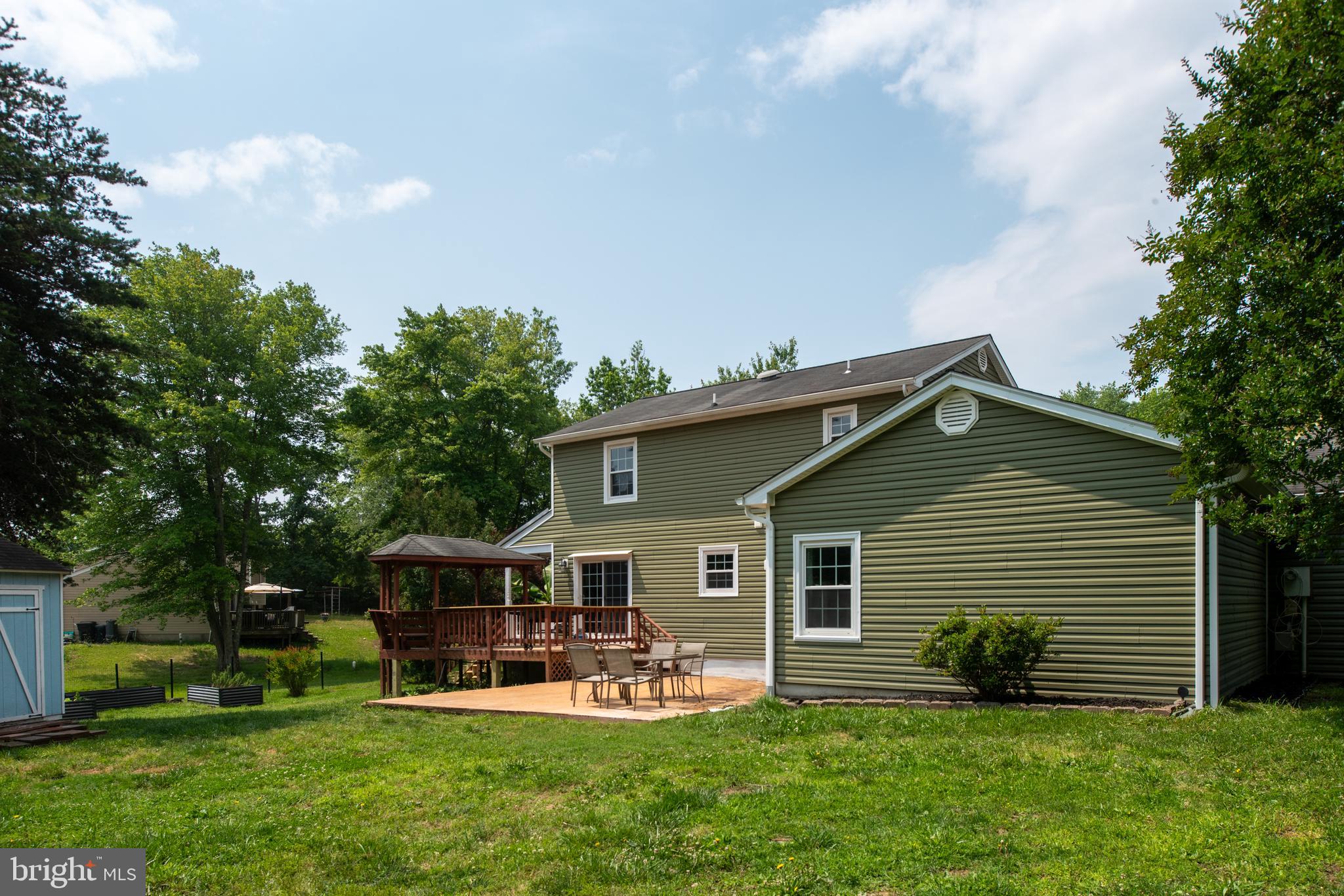 GRANTWOOD ACRES - Residential