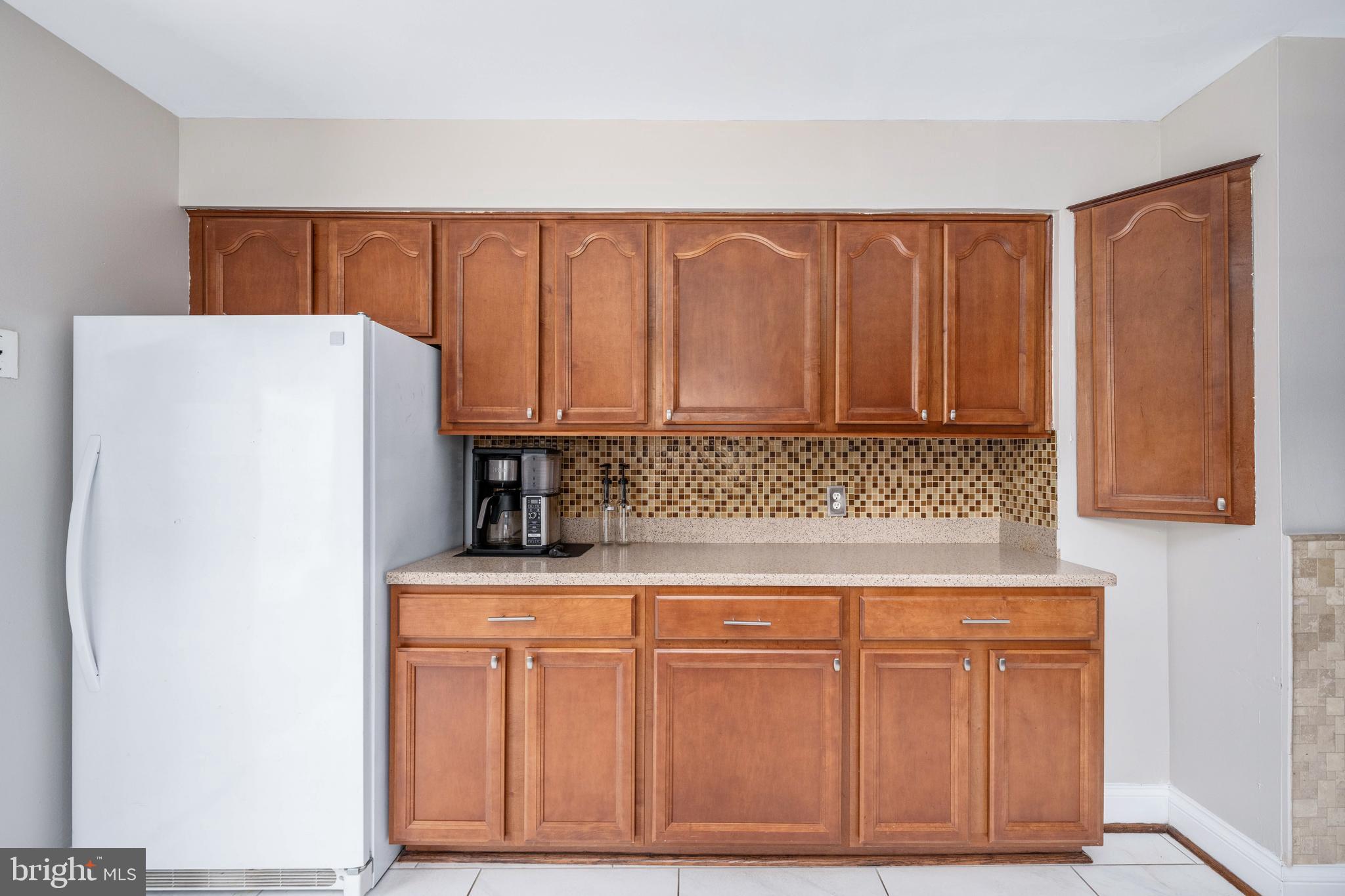 GRANTWOOD ACRES - Residential