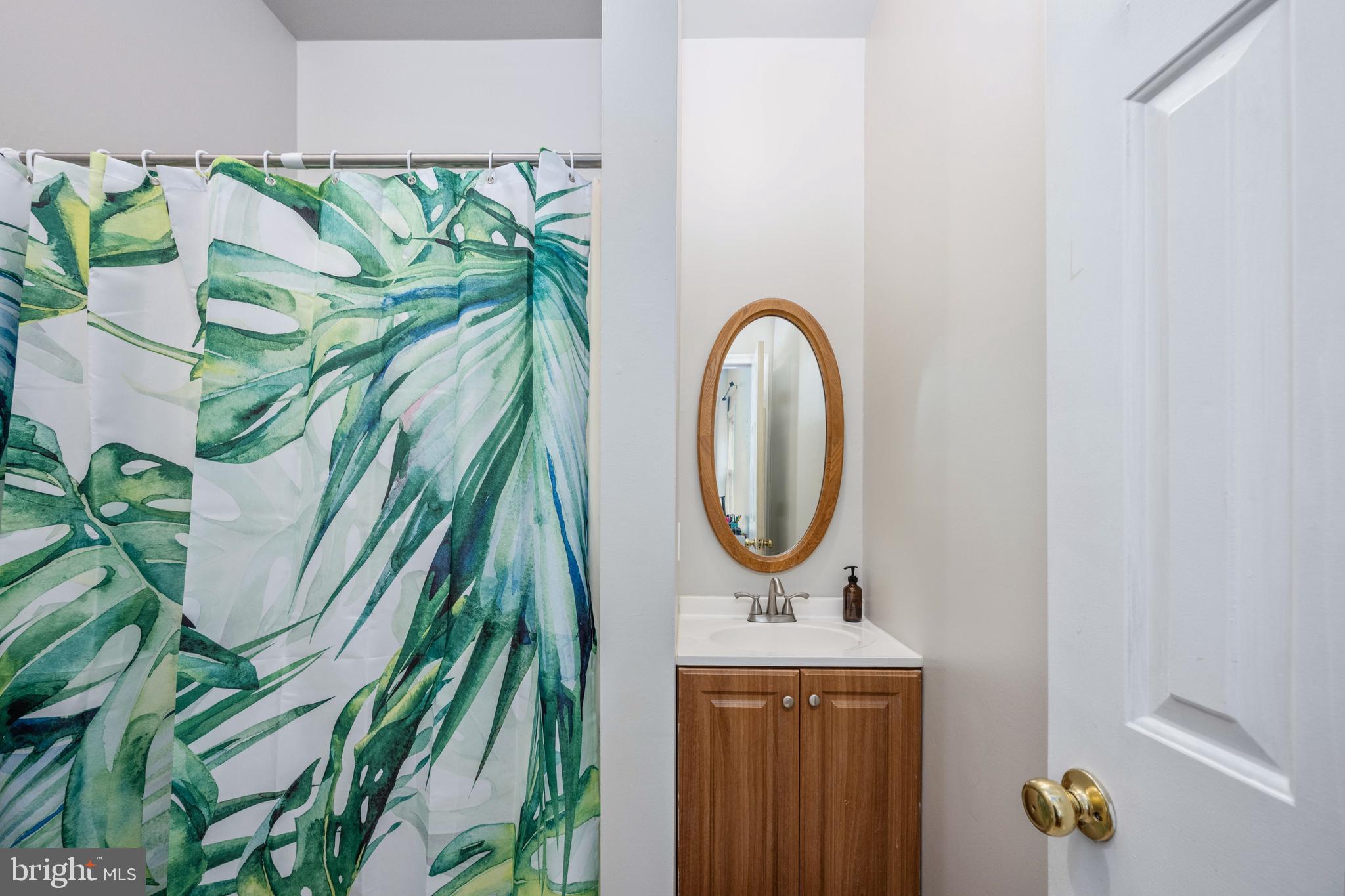 GRANTWOOD ACRES - Residential