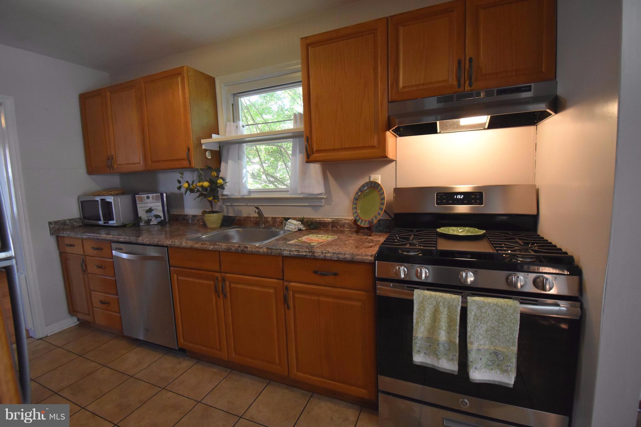 NORWOOD PARK - Residential