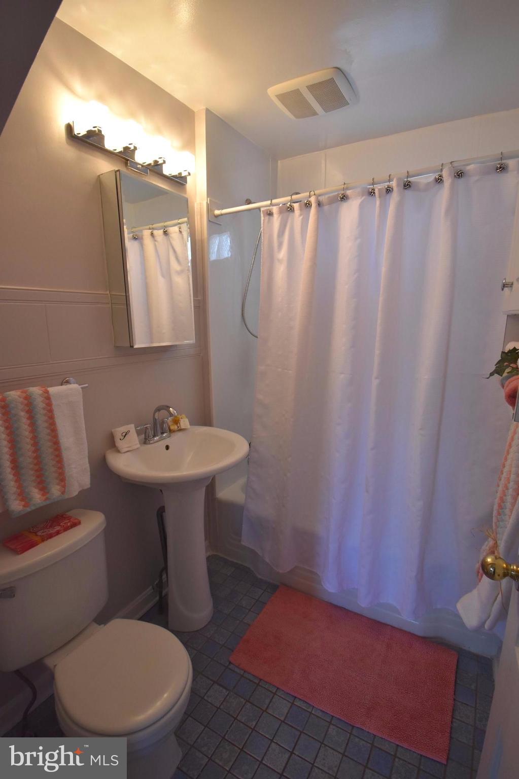 NORWOOD PARK - Residential