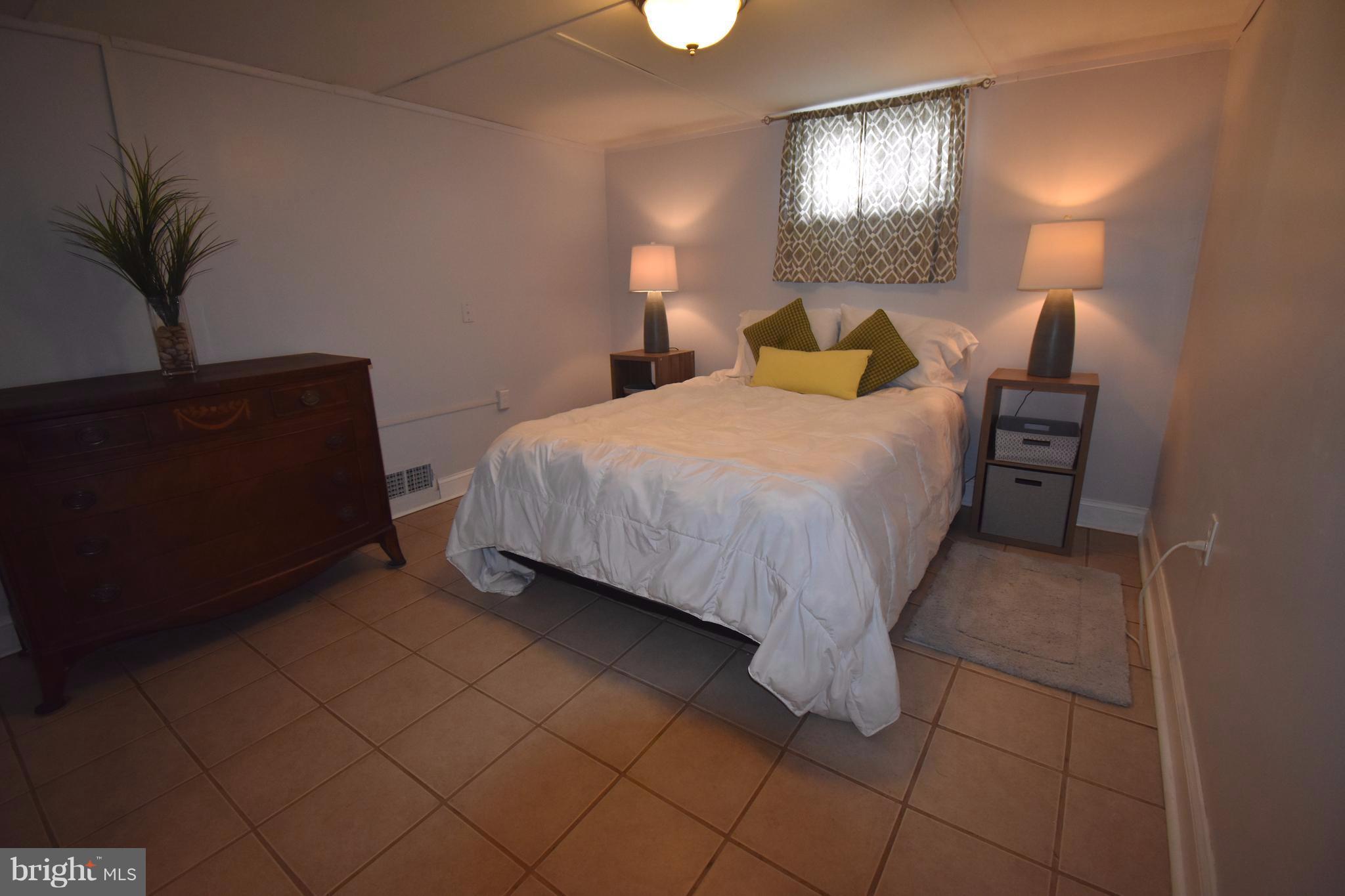 NORWOOD PARK - Residential