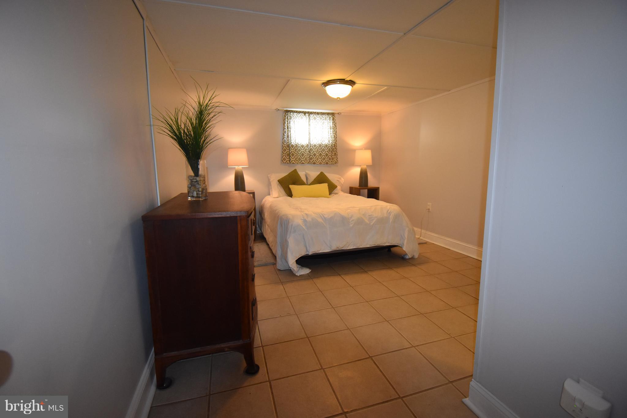 NORWOOD PARK - Residential