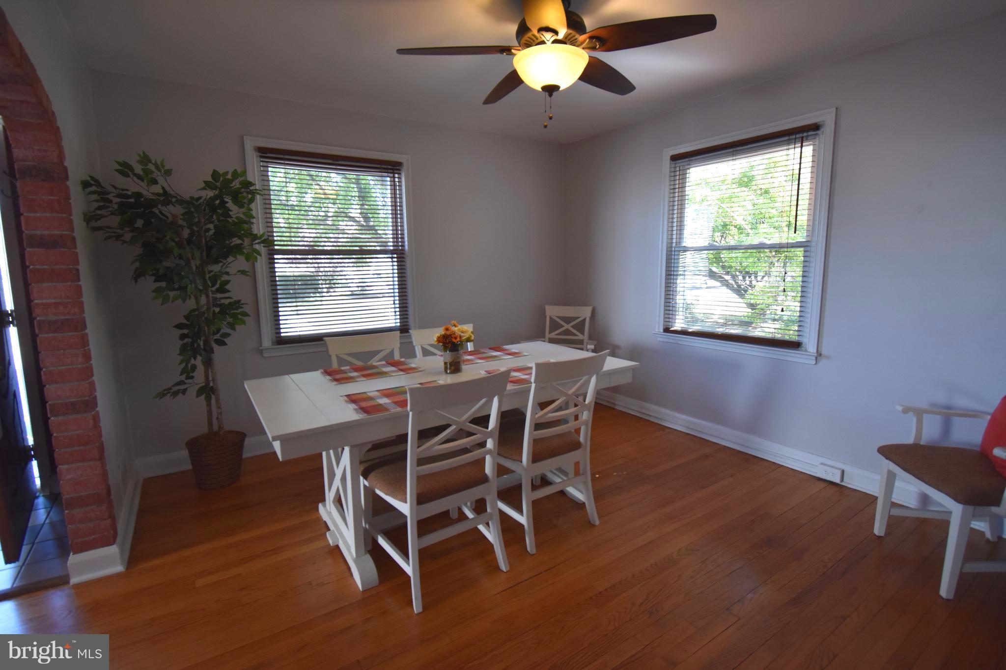 NORWOOD PARK - Residential