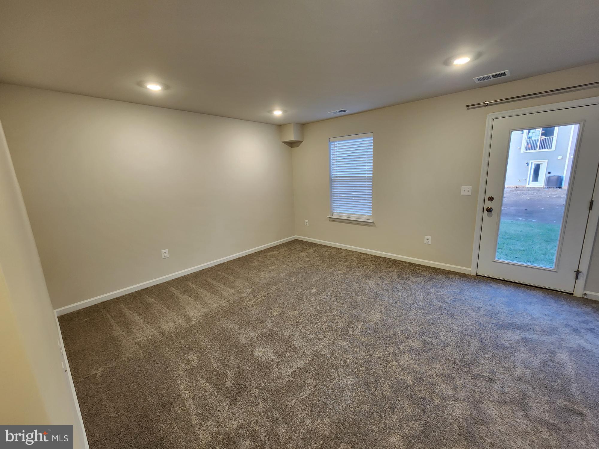 WILLOW GLEN - Residential Lease