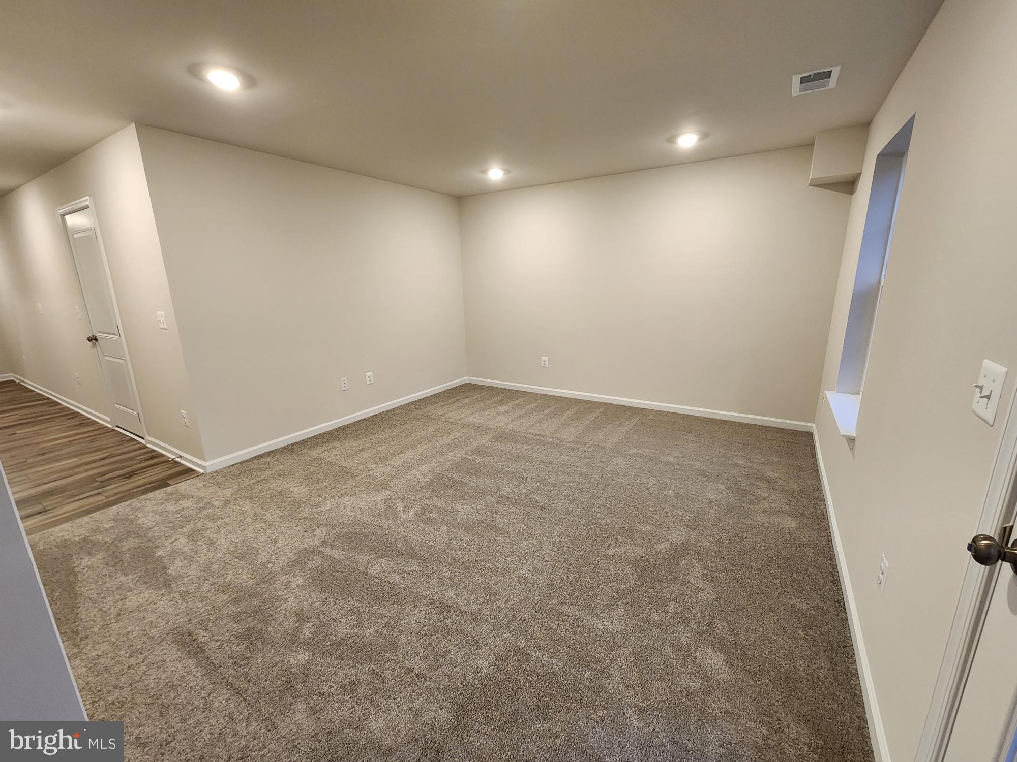 WILLOW GLEN - Residential Lease