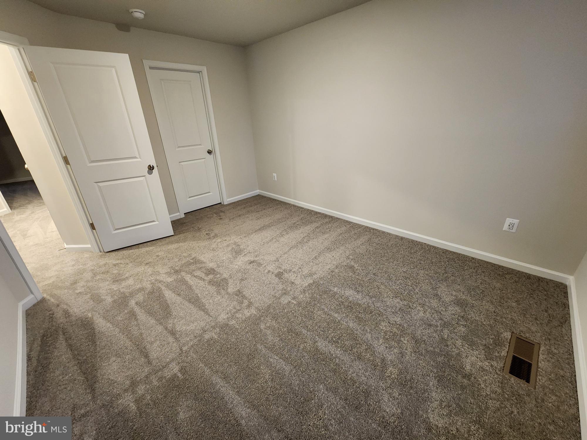 WILLOW GLEN - Residential Lease