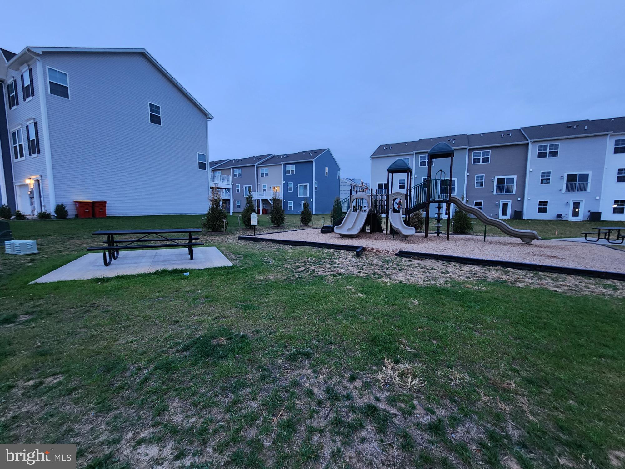 WILLOW GLEN - Residential Lease