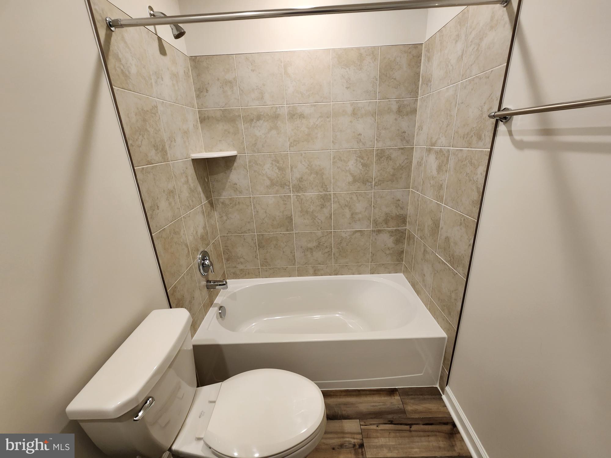 WILLOW GLEN - Residential Lease