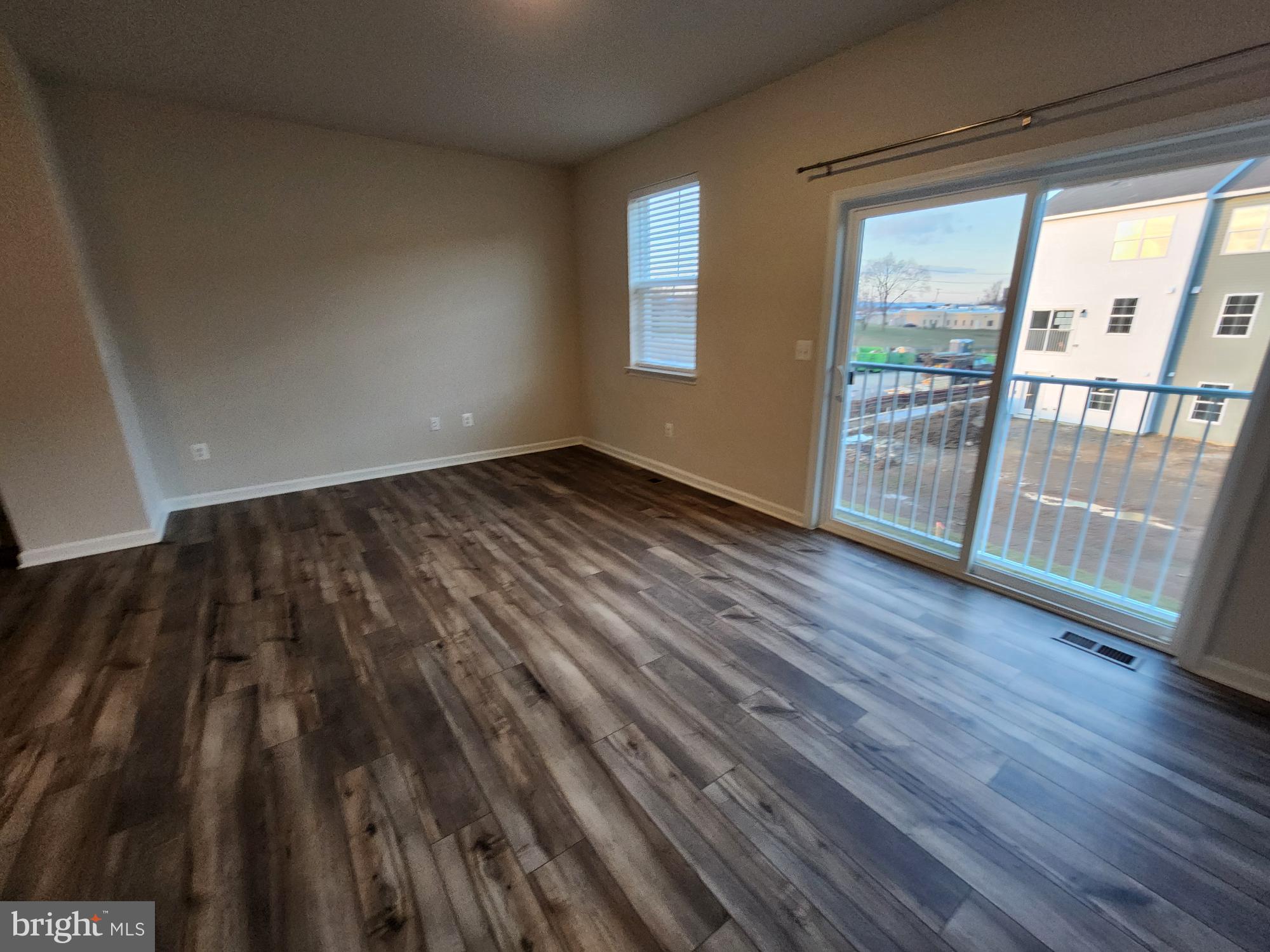 WILLOW GLEN - Residential Lease