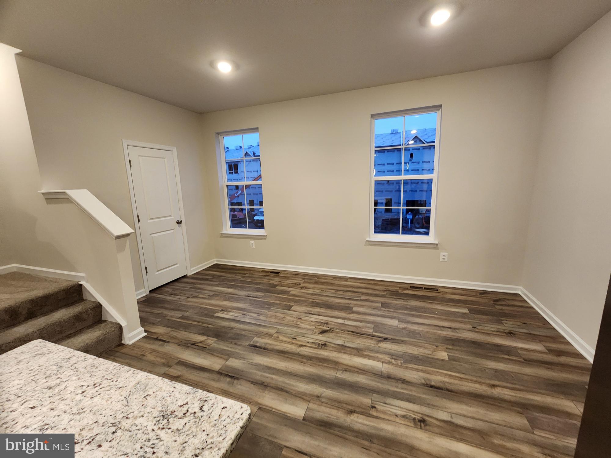 WILLOW GLEN - Residential Lease