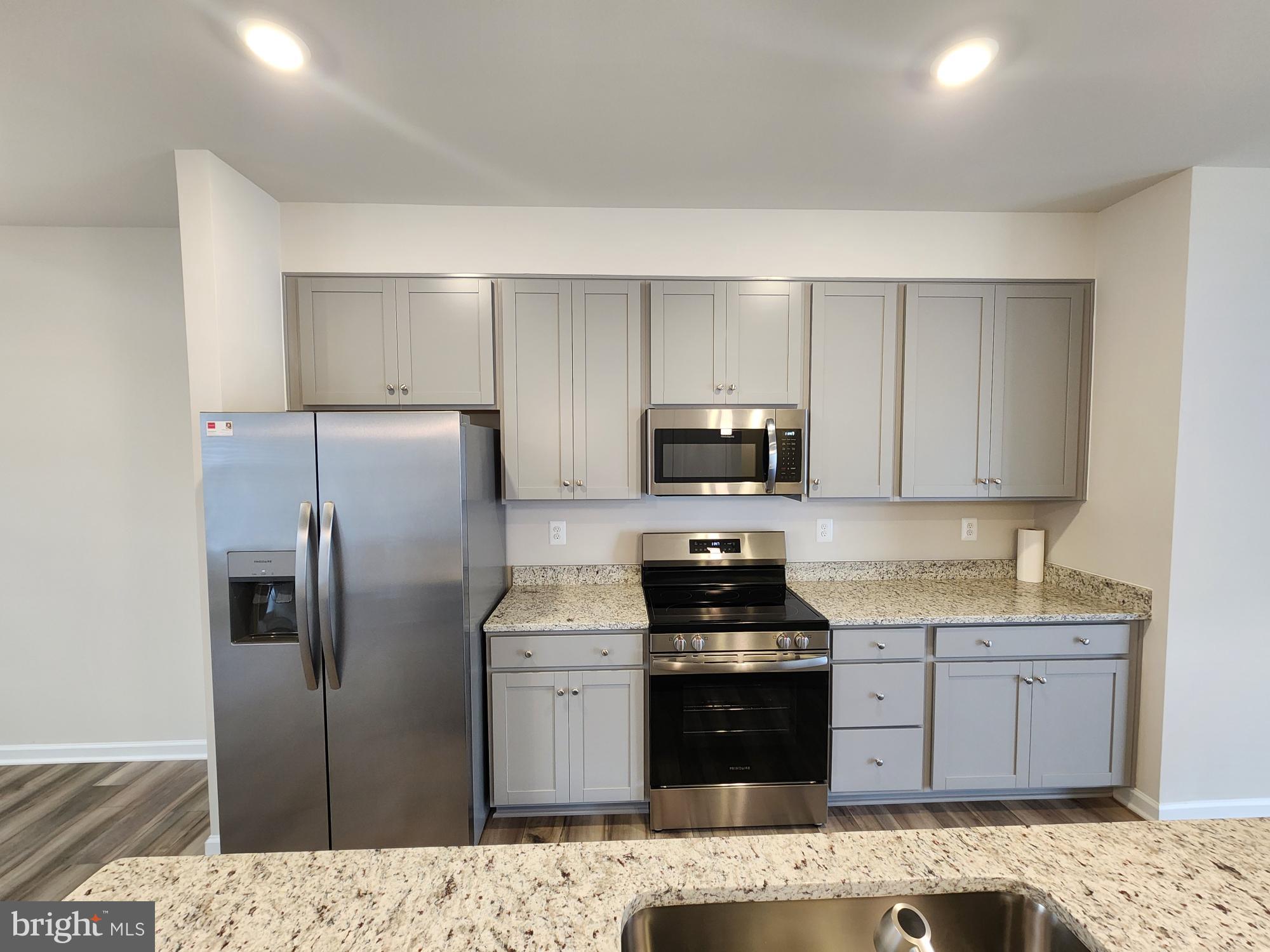 WILLOW GLEN - Residential Lease