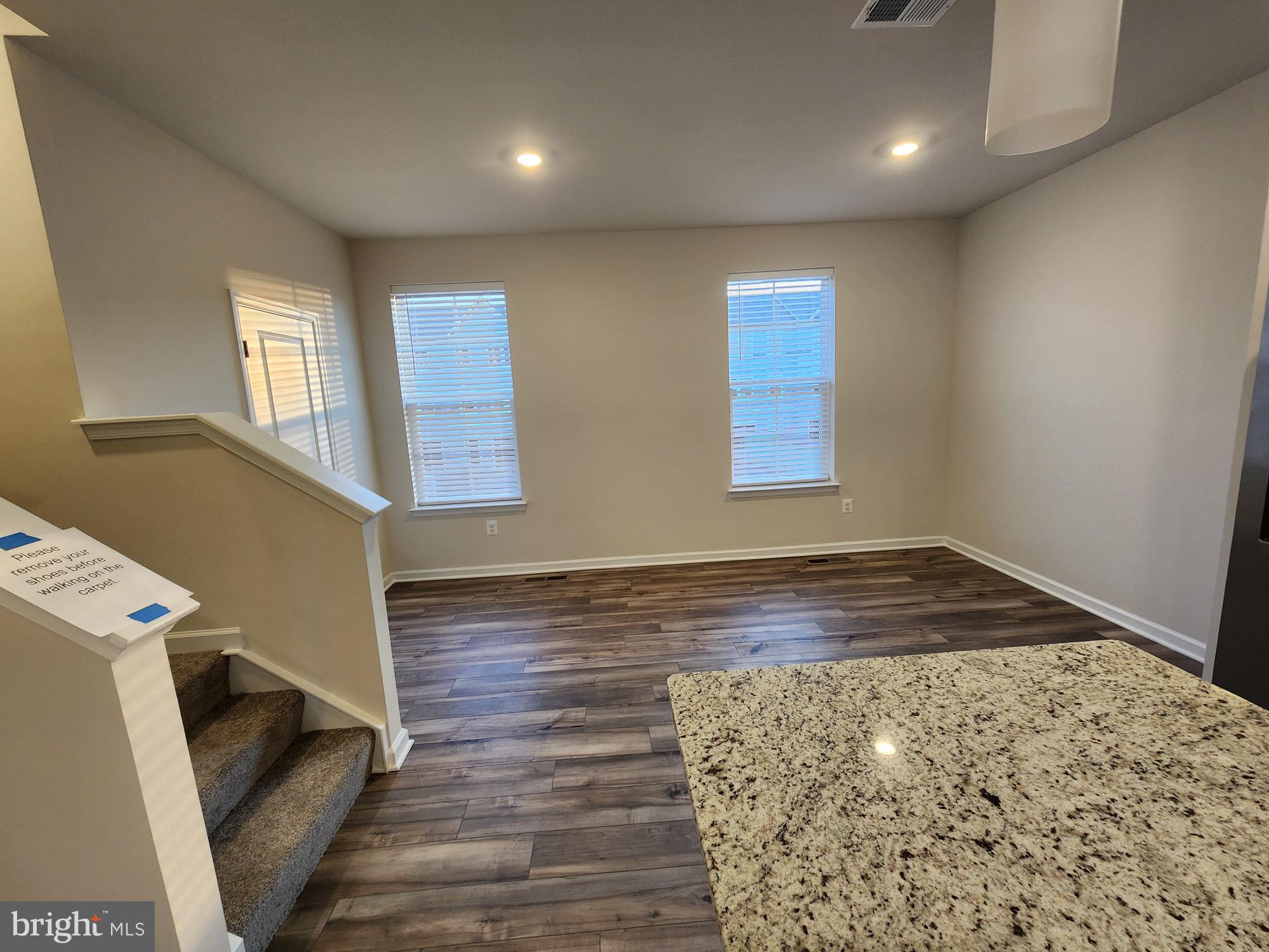 WILLOW GLEN - Residential Lease