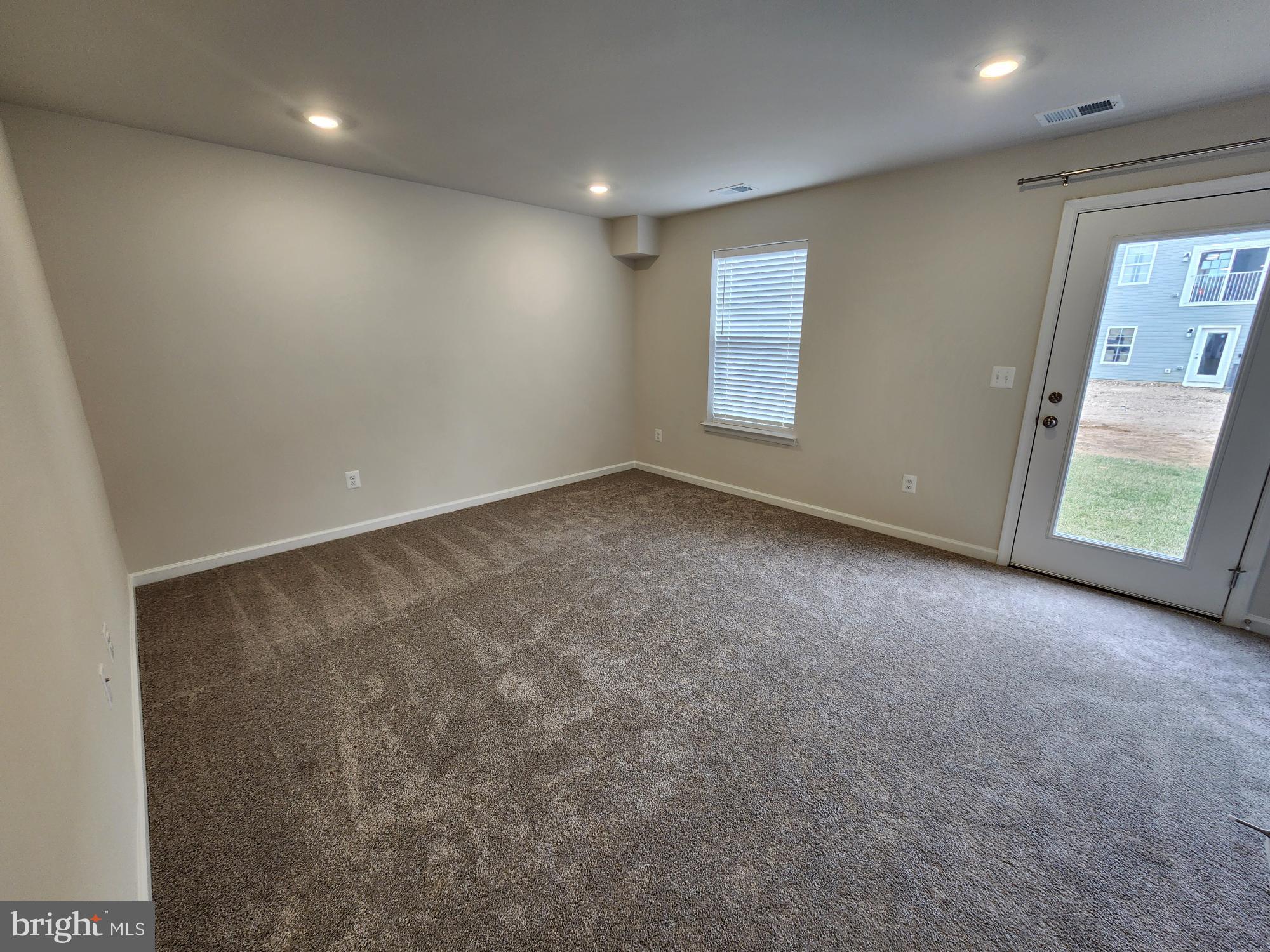 WILLOW GLEN - Residential Lease