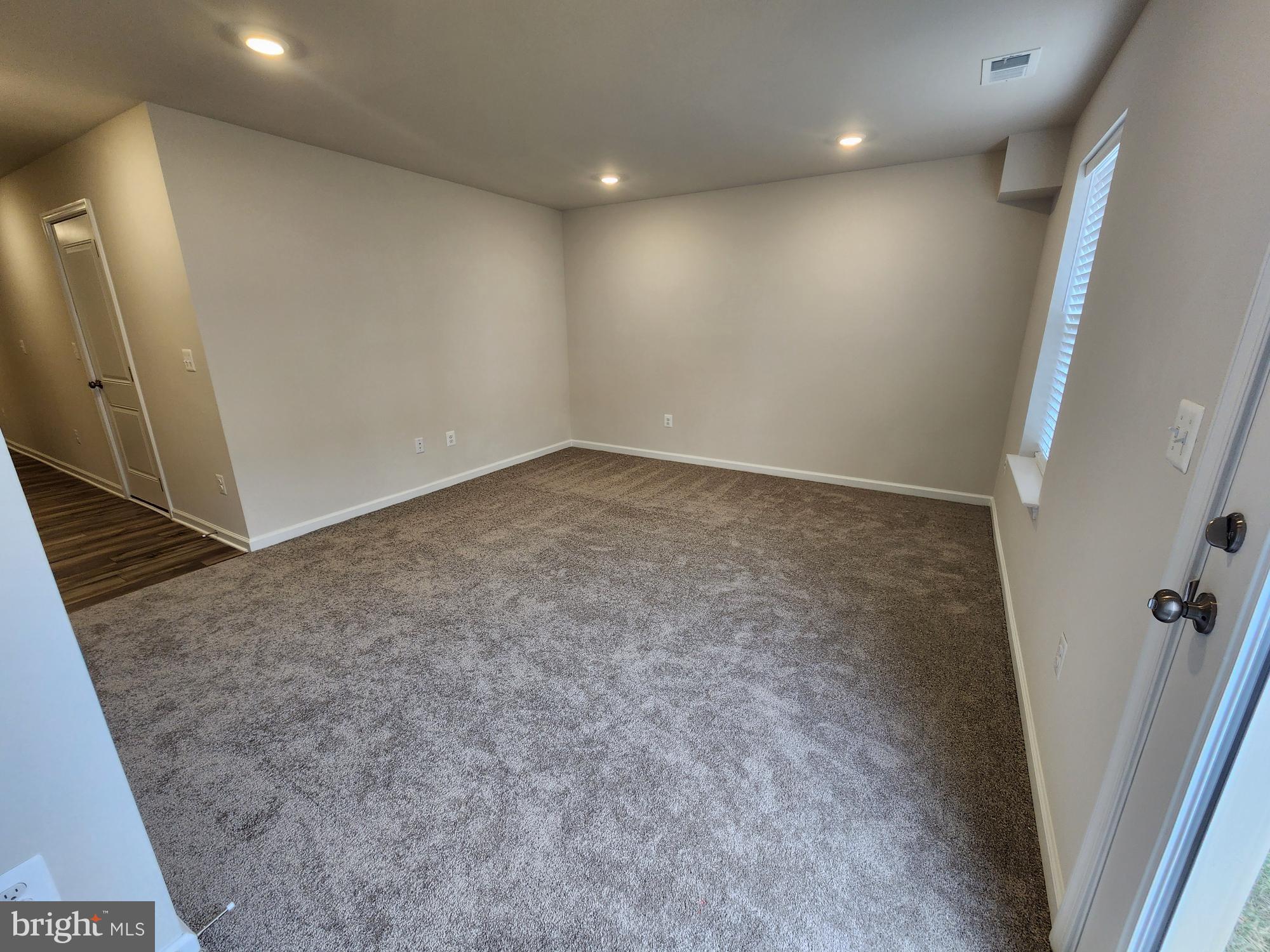 WILLOW GLEN - Residential Lease