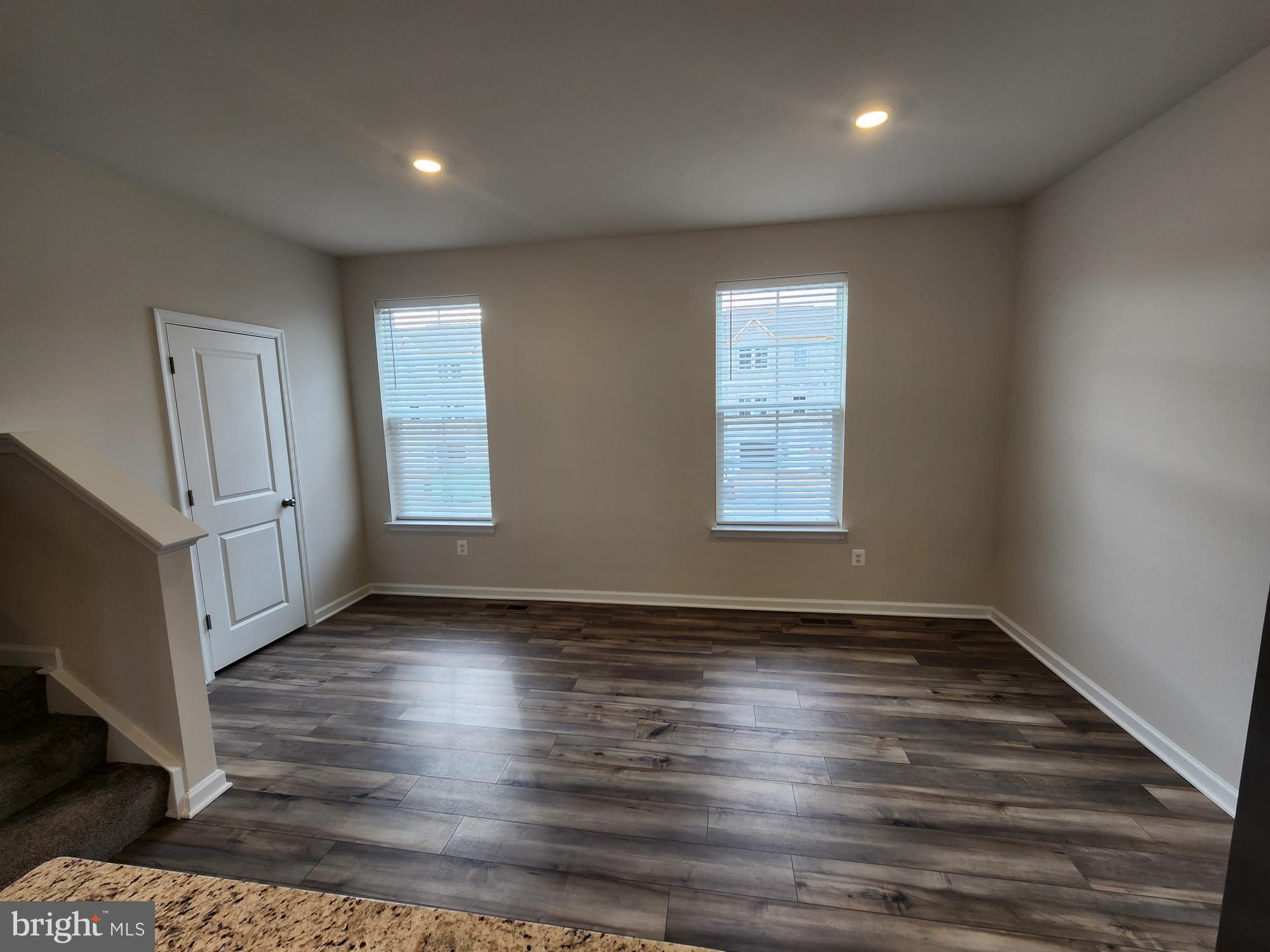 WILLOW GLEN - Residential Lease