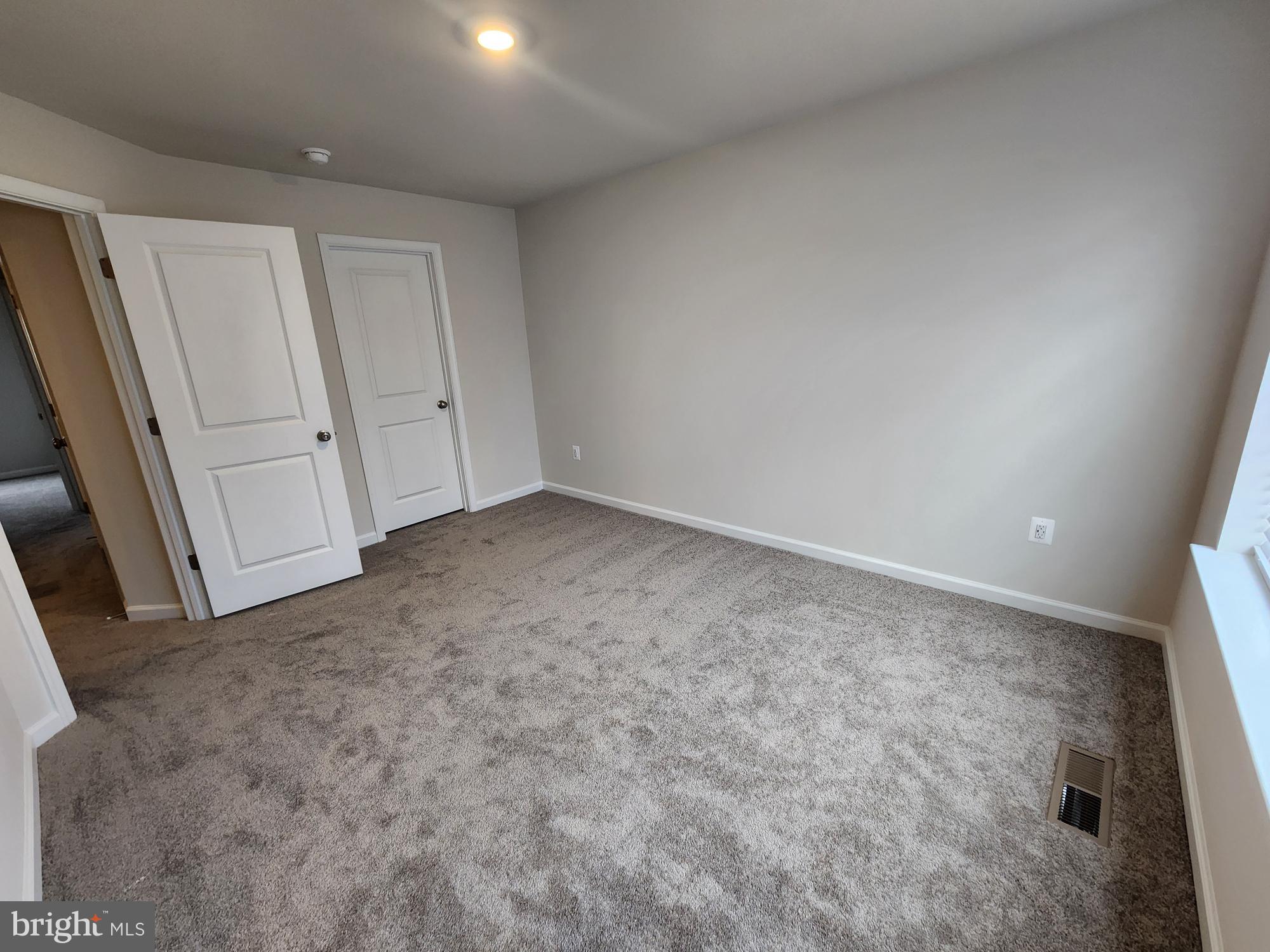 WILLOW GLEN - Residential Lease