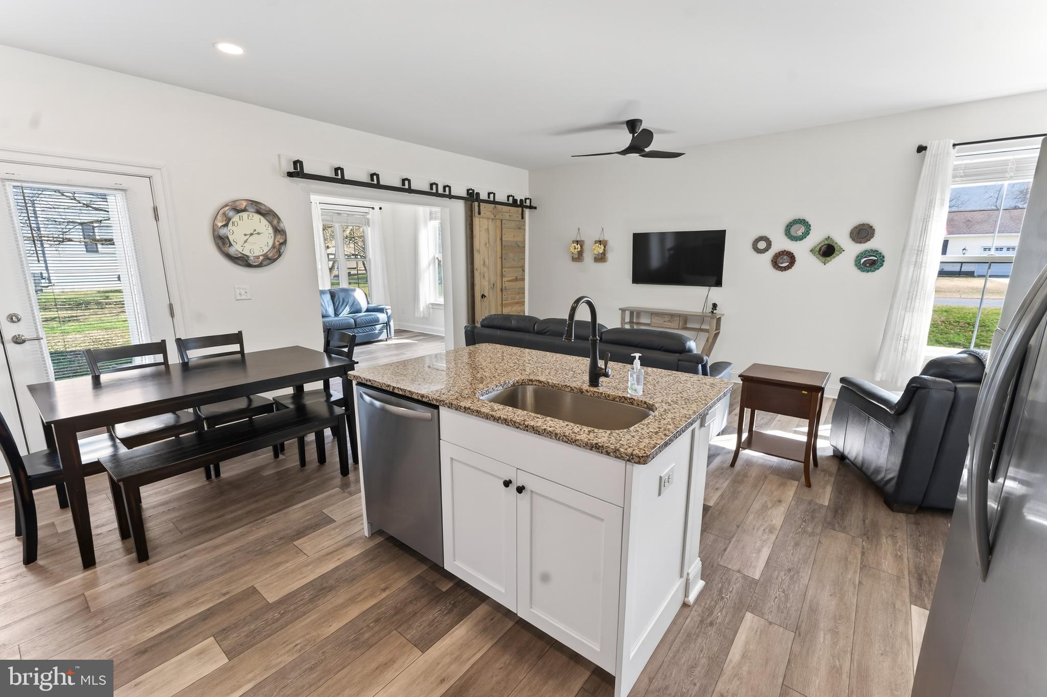 BETHANY GRAND - Residential