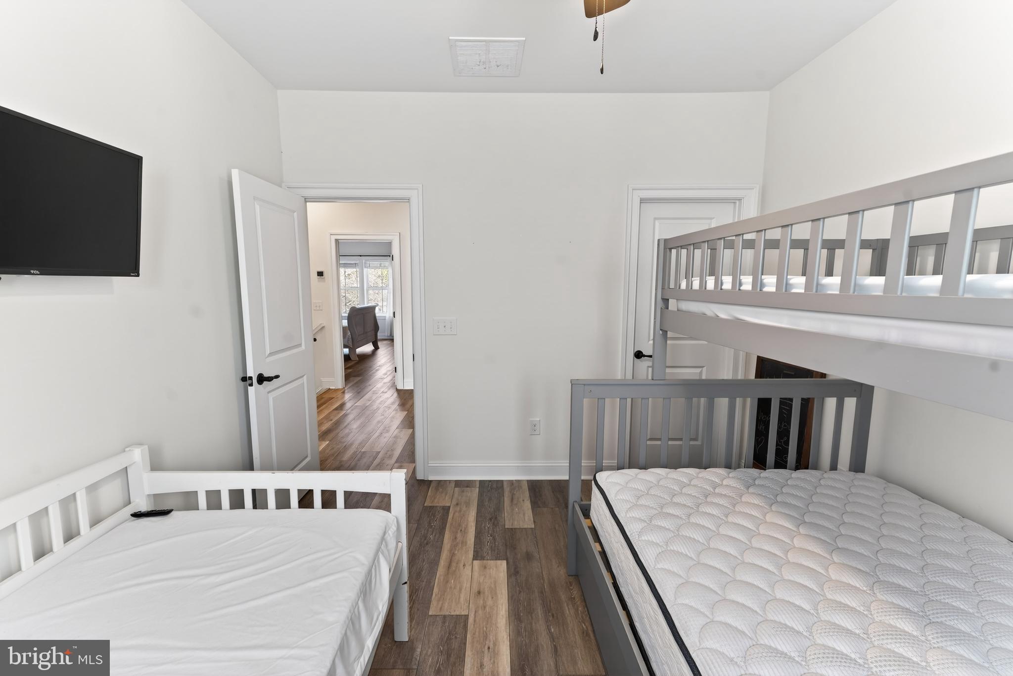 BETHANY GRAND - Residential