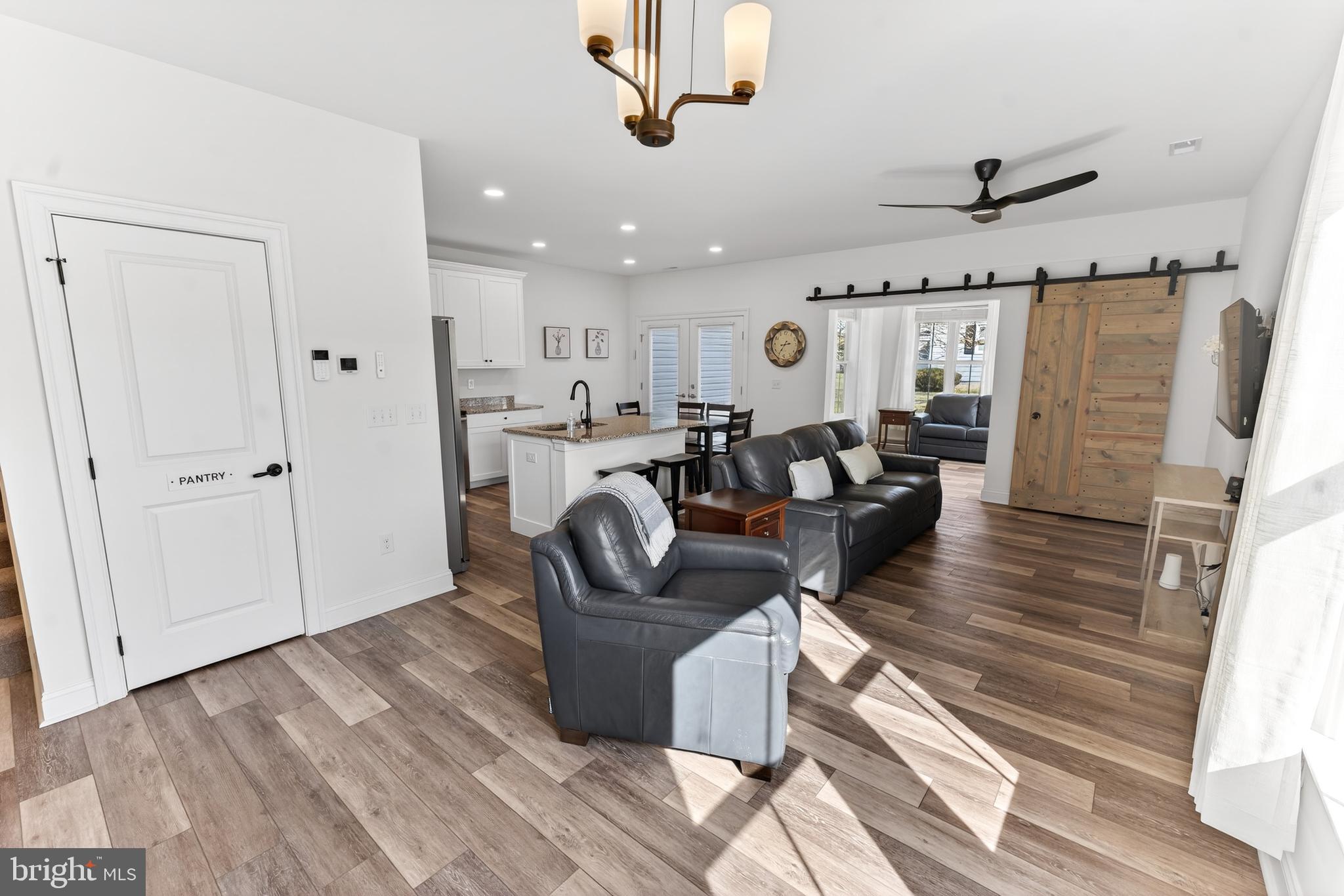 BETHANY GRAND - Residential