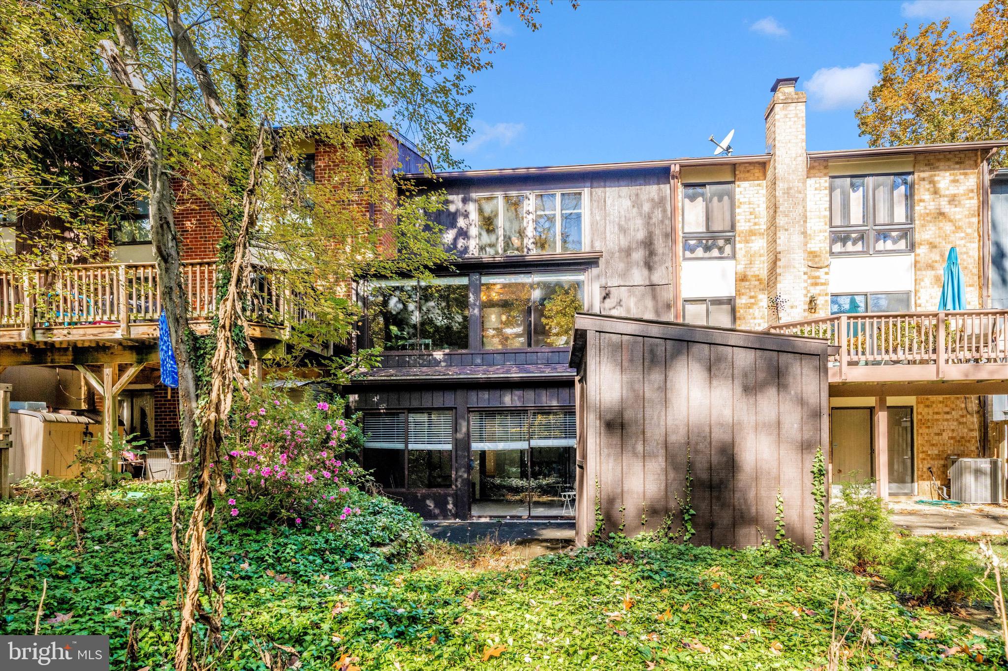 RUSSET RIDGE - Residential