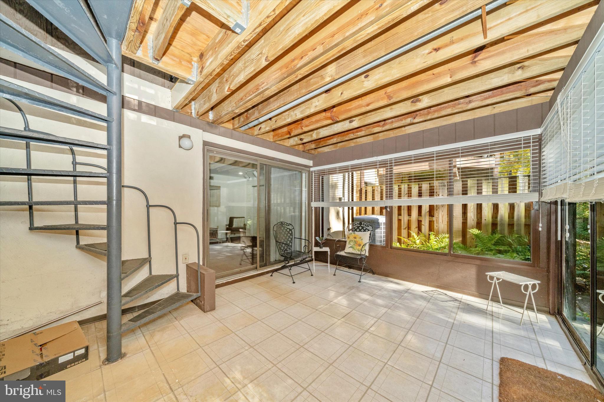 RUSSET RIDGE - Residential