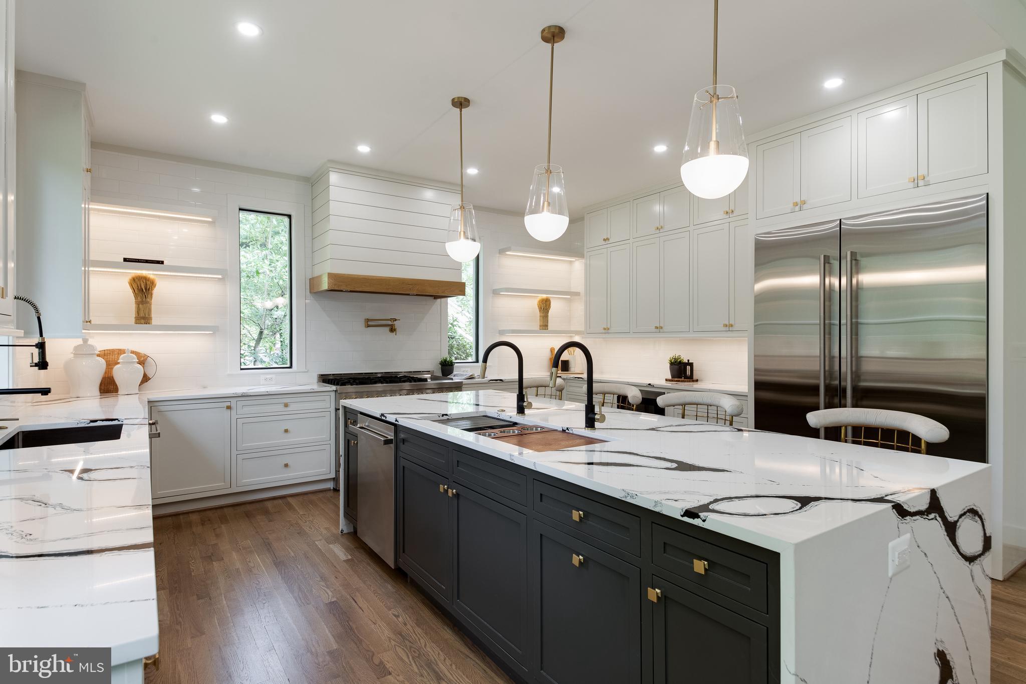 DOVER BALMORAL RIVERWOOD - Residential