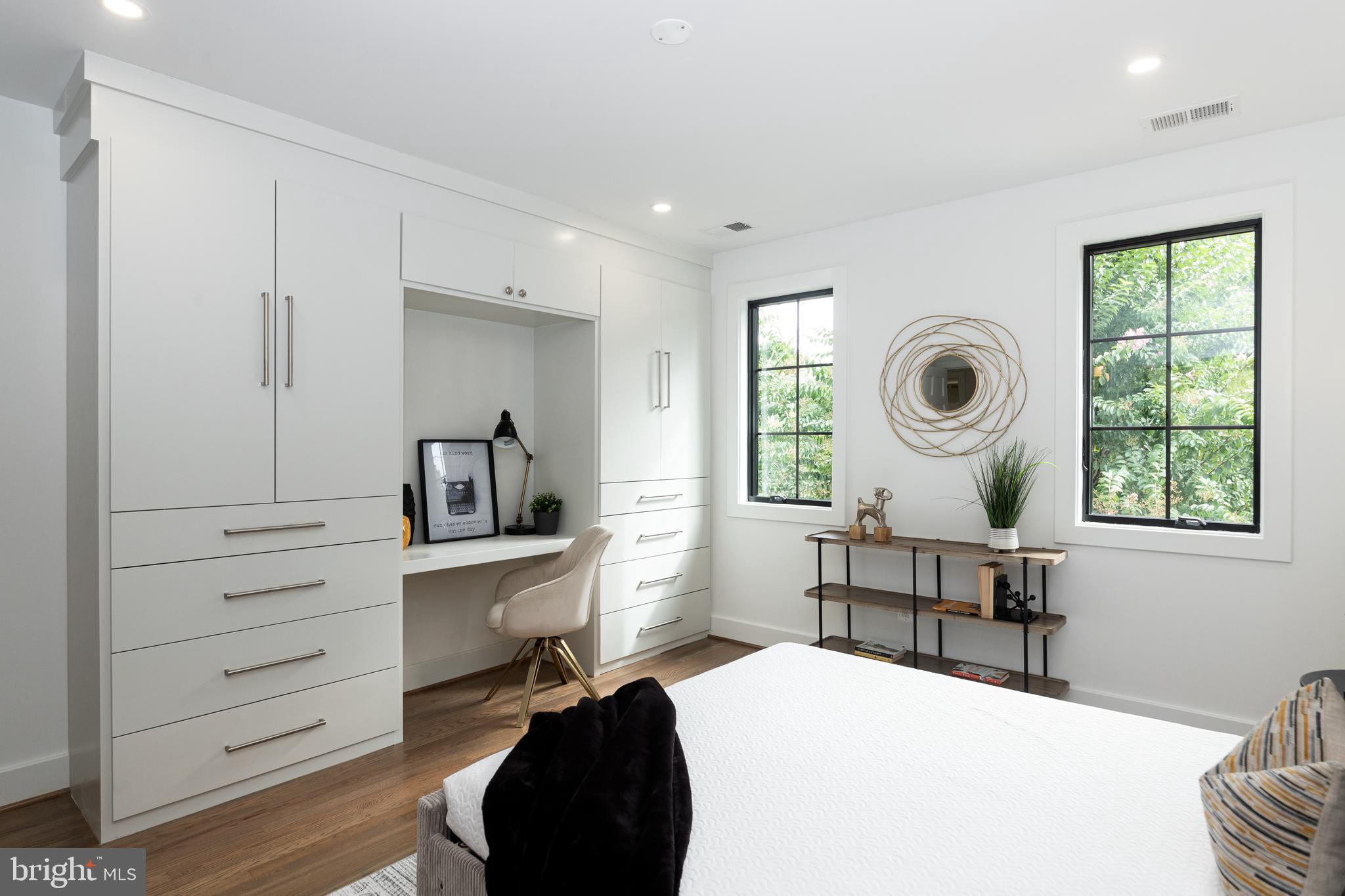 DOVER BALMORAL RIVERWOOD - Residential