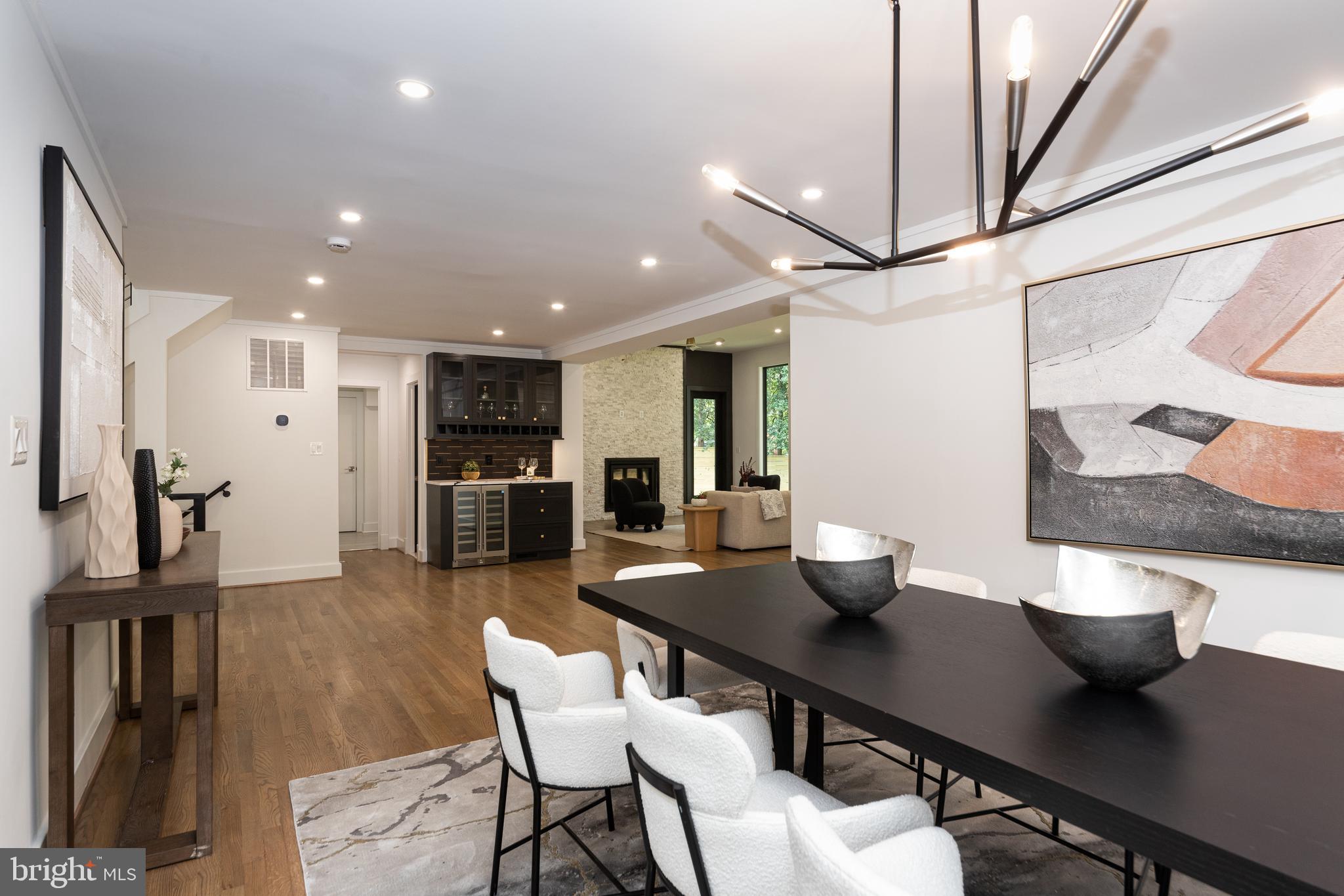 DOVER BALMORAL RIVERWOOD - Residential