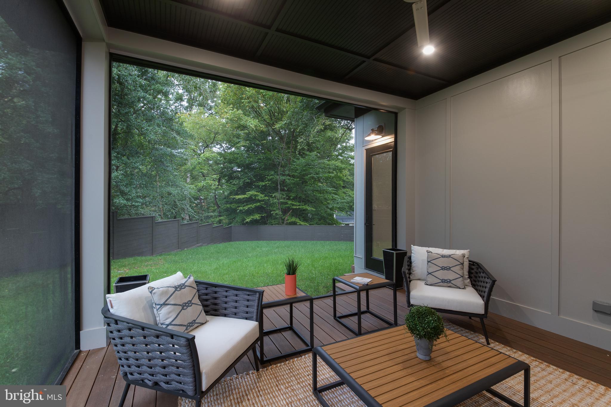 DOVER BALMORAL RIVERWOOD - Residential