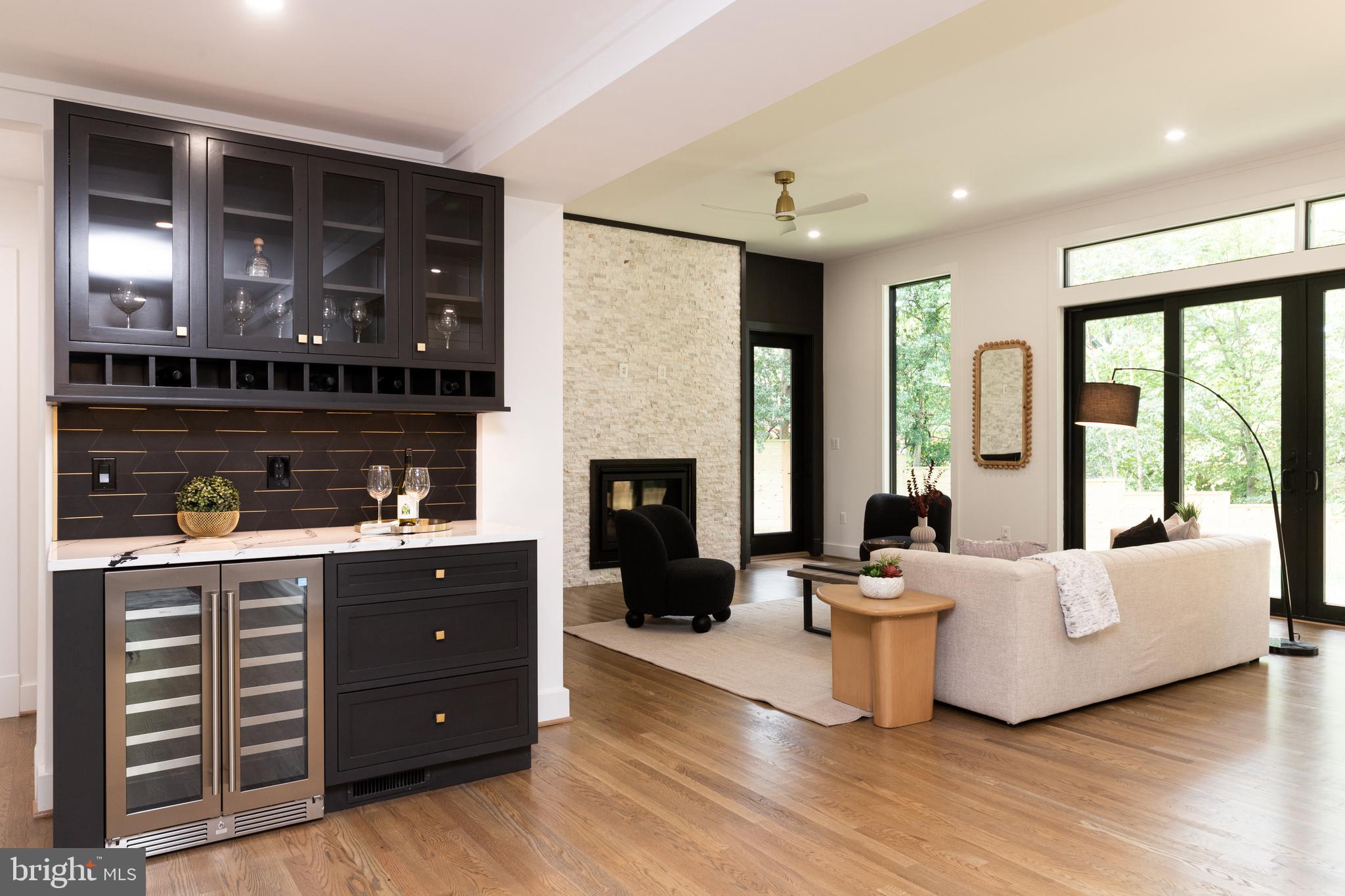 DOVER BALMORAL RIVERWOOD - Residential