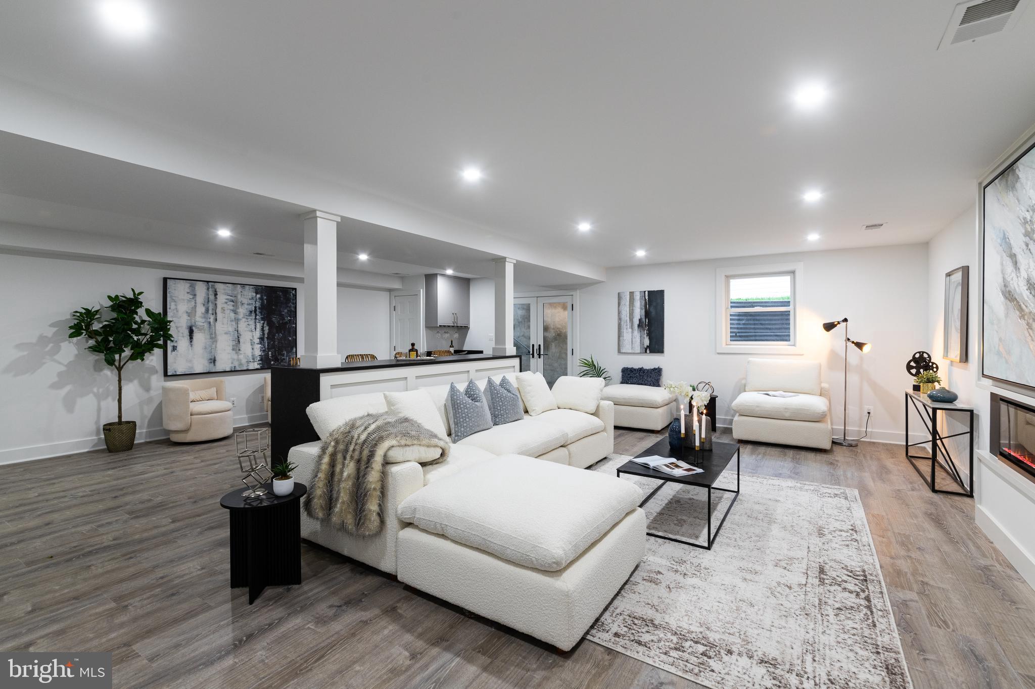 DOVER BALMORAL RIVERWOOD - Residential