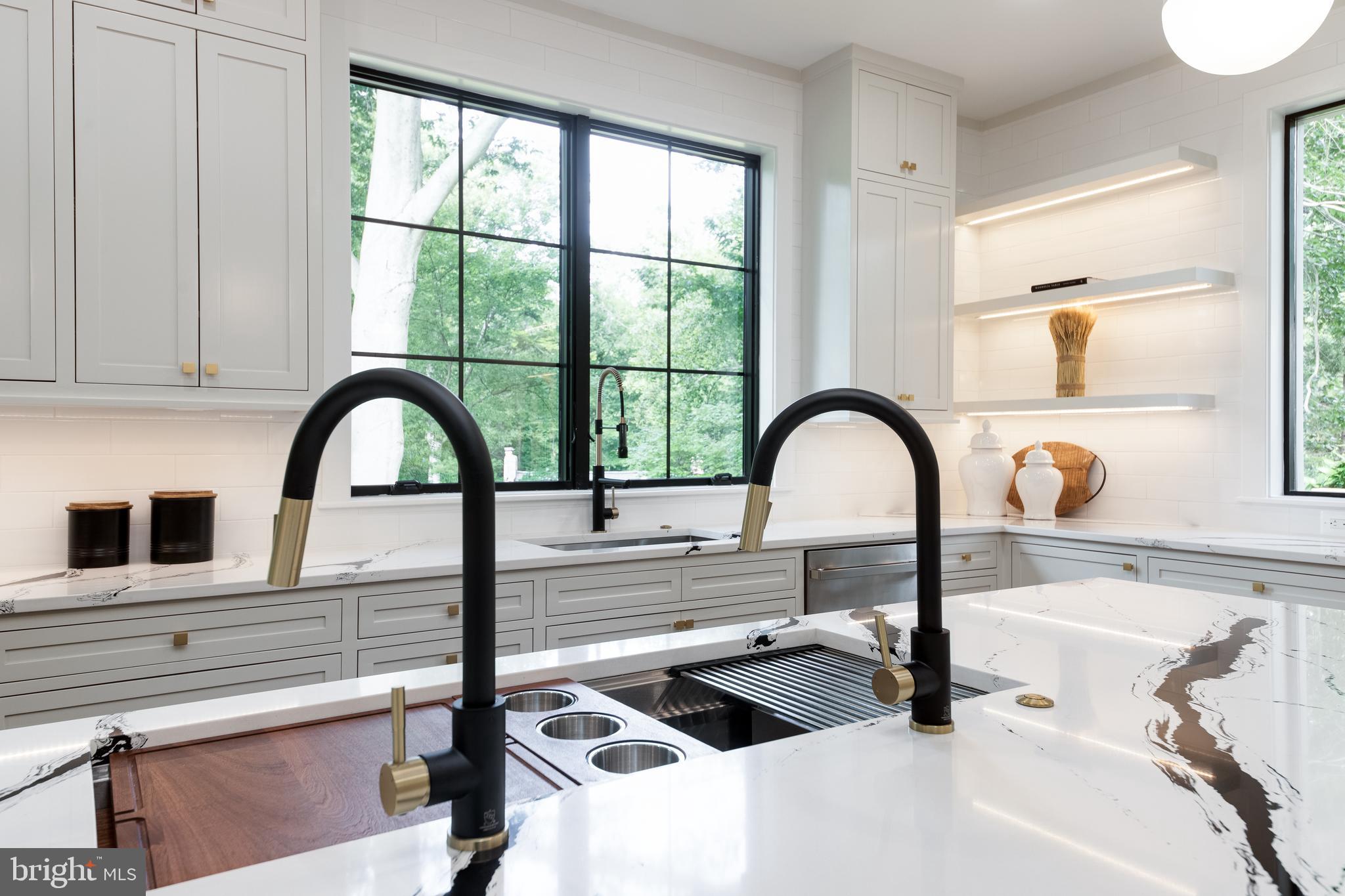 DOVER BALMORAL RIVERWOOD - Residential