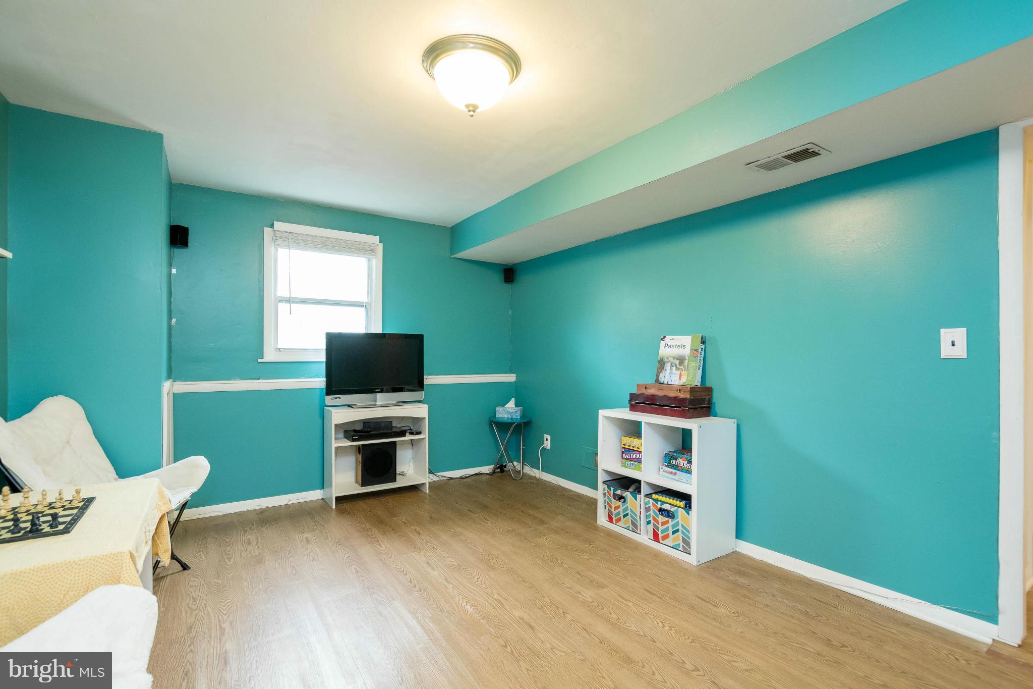 GLEN BURNIE PARK - Residential Lease