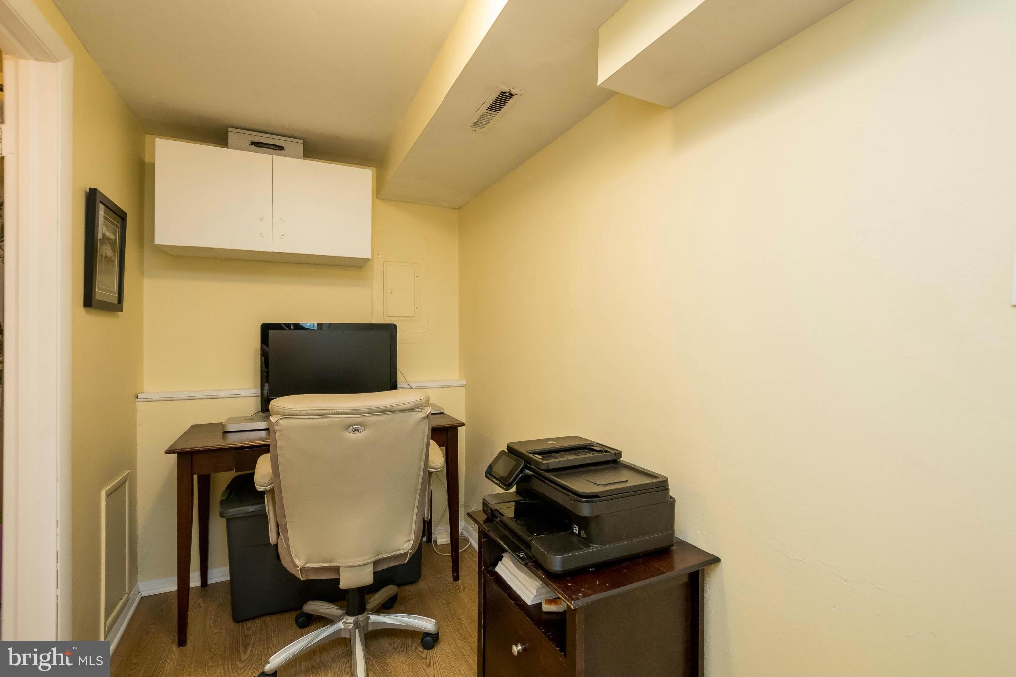 GLEN BURNIE PARK - Residential Lease