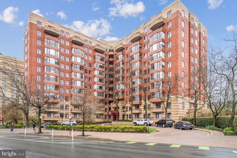 2400 CLARENDON BOULEVARD 809 ARLINGTON VA 22201