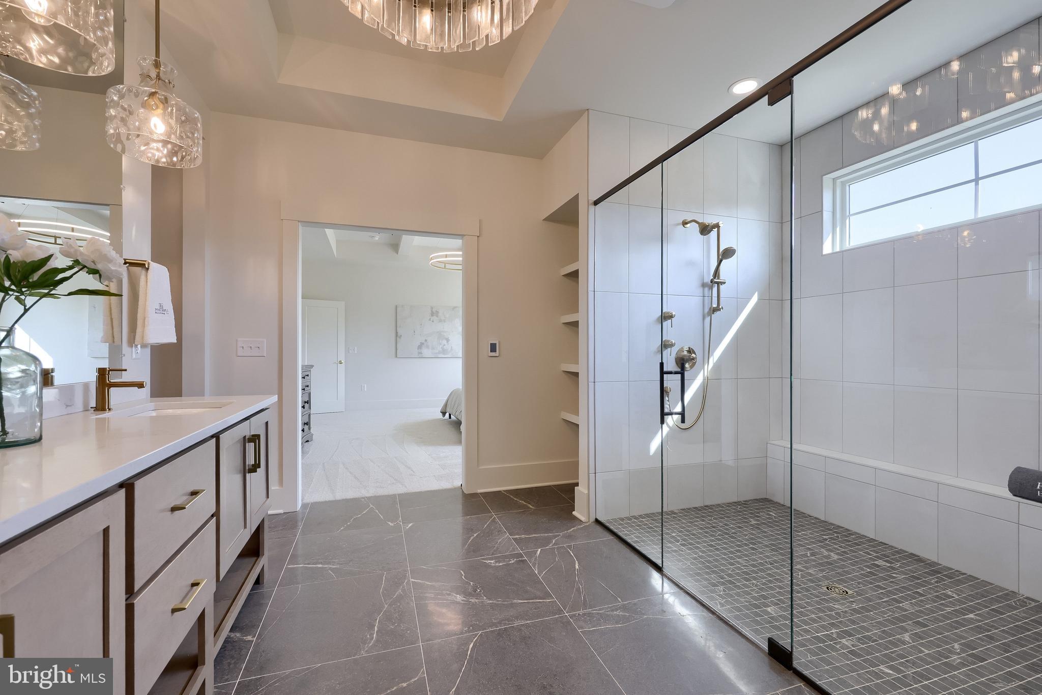 PINEBROOKE - Residential